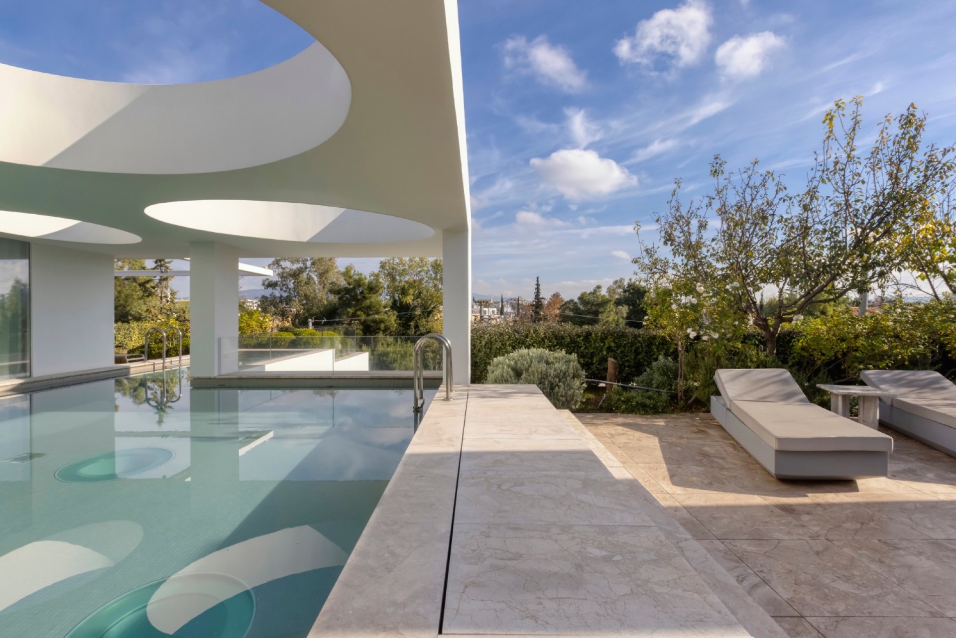 BARNES Greece: Υπηρεσίες real estate υψηλών προδιαγραφών 