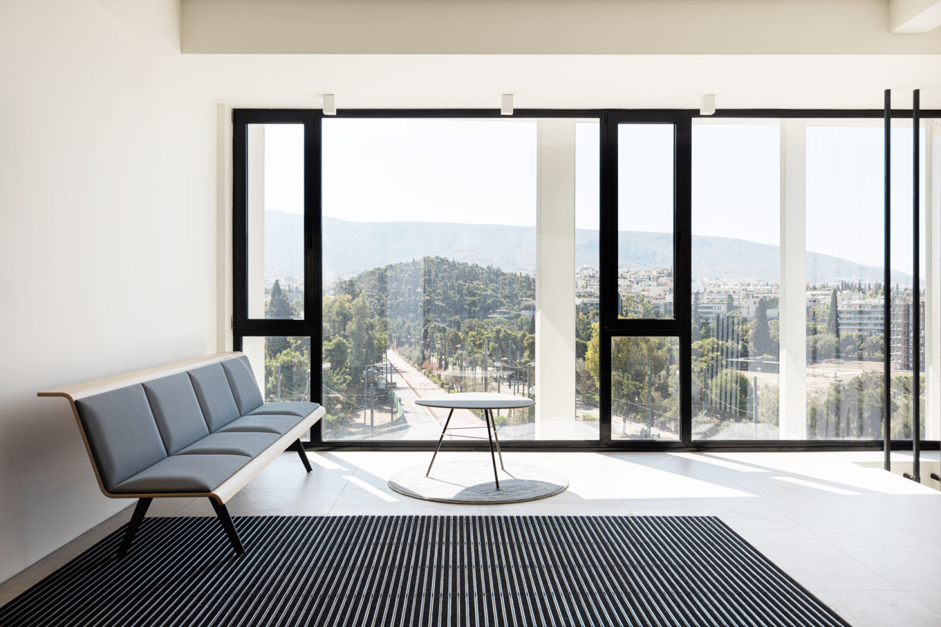 Amalias 40 Office Building