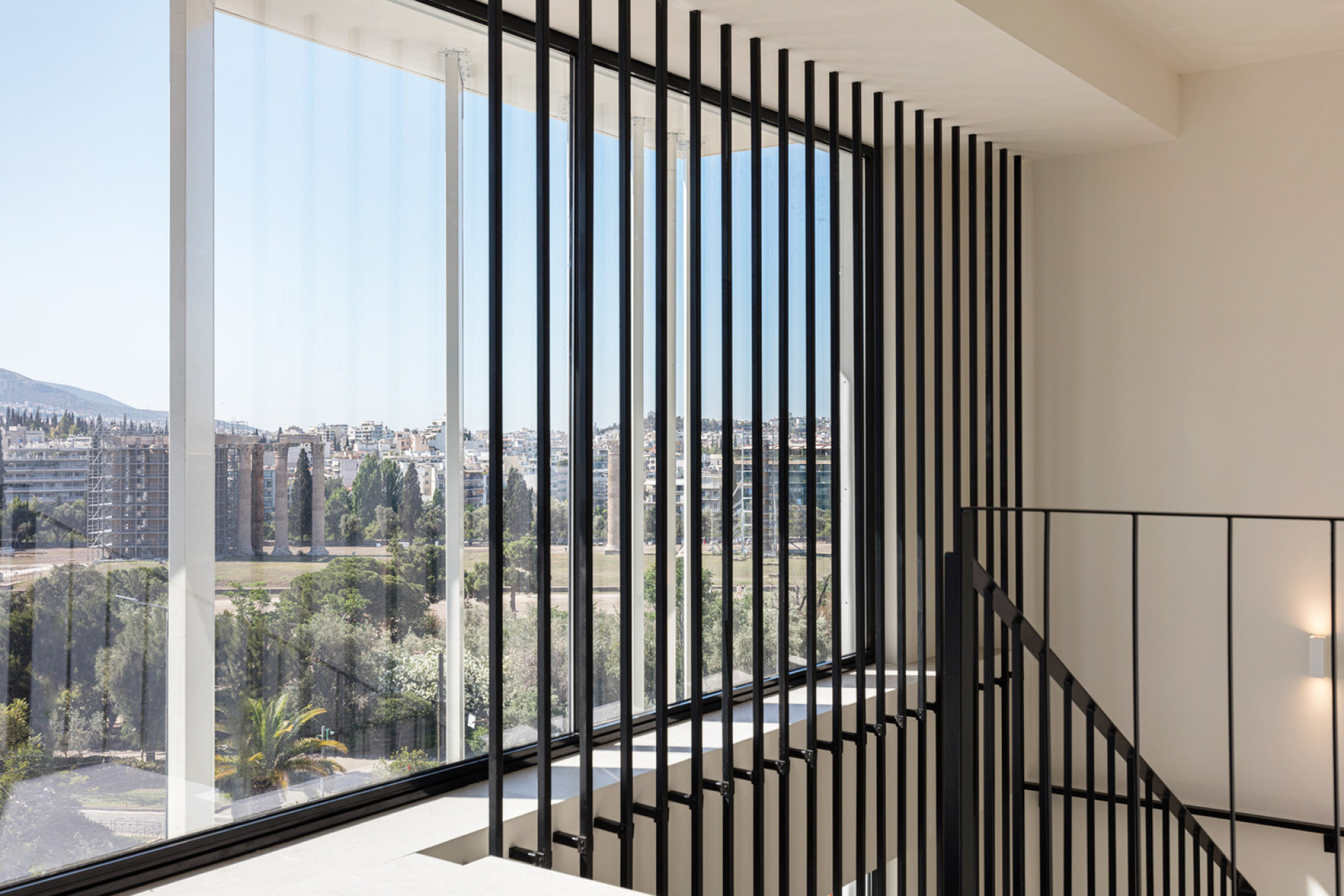 Amalias 40 Office Building