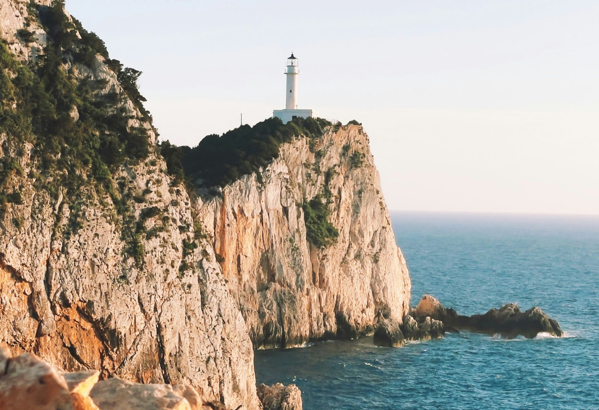 Μύθοι και θρύλοι στον φάρο του Λευκάτα