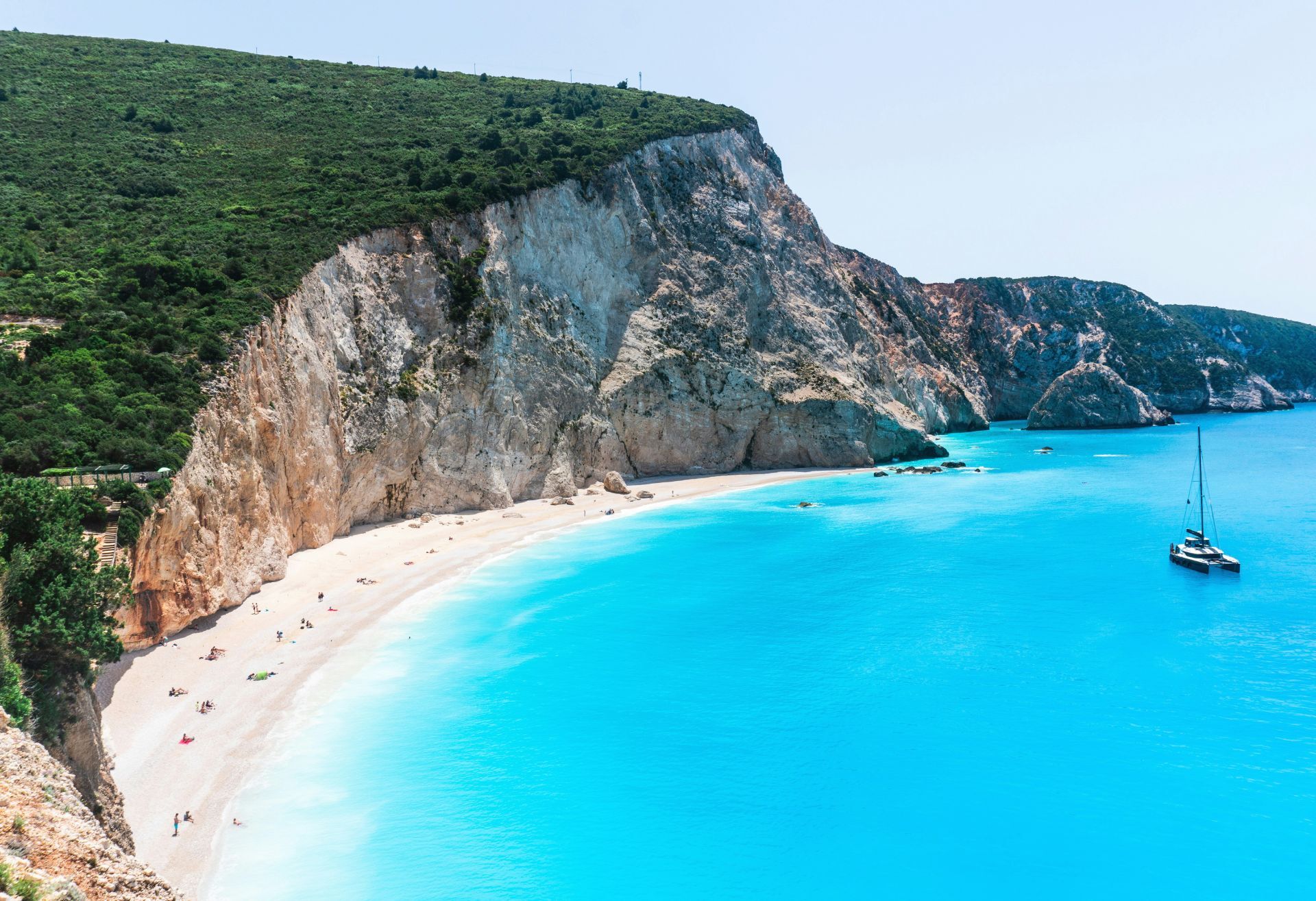 Πόρτο Κατσίκι, μία από τις πιο όμορφες παραλίες της Μεσογείου βρίσκονται στη Λευκάδα