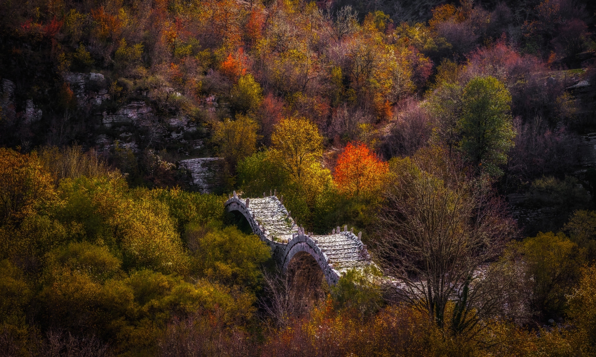 Το Καλογερικό γεφύρι στο Ζαγόρι
