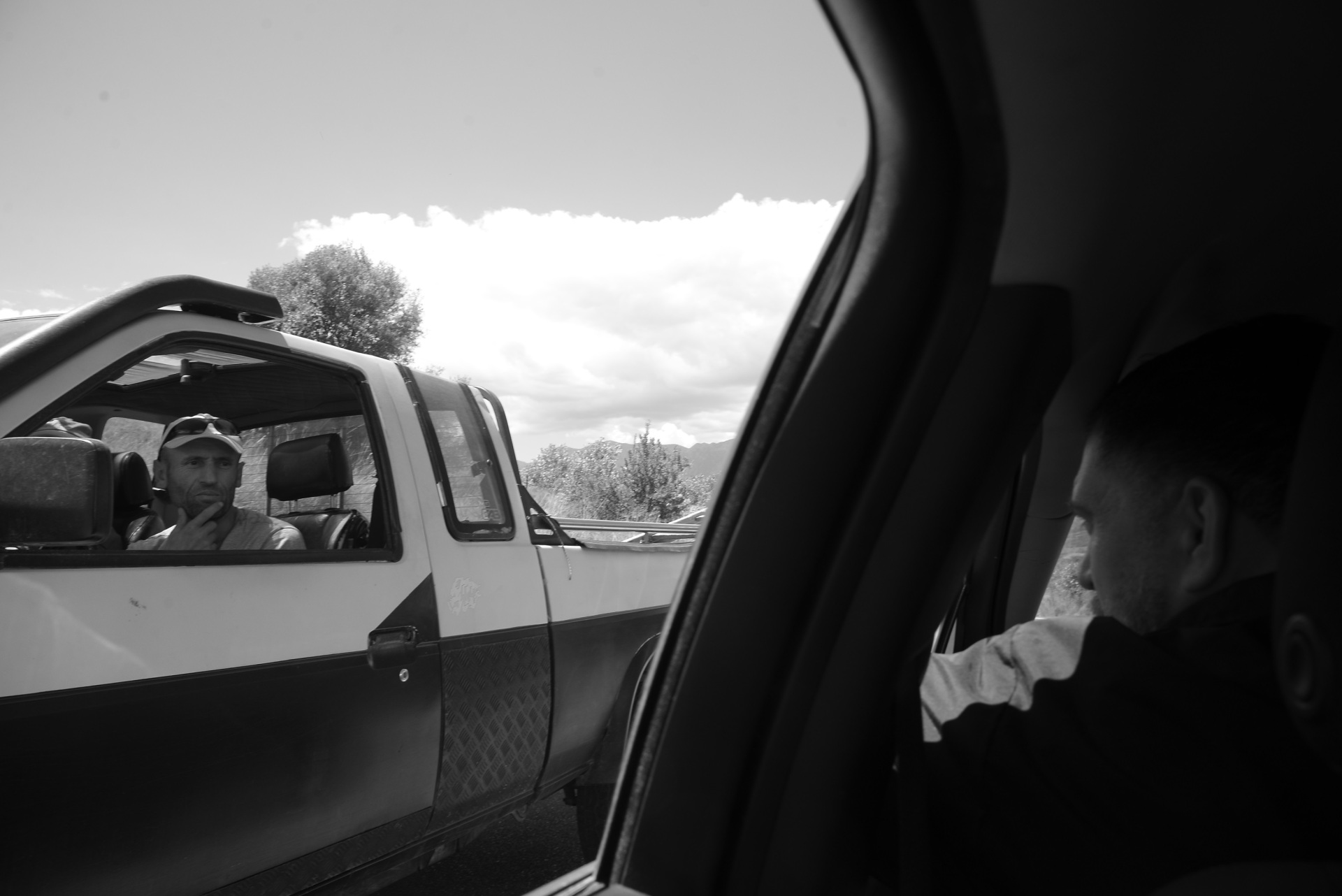 Anser: Συνέντευξη με τον ράπερ από τη Σπάρτη για τα νέα τραγούδια του, τη μουσική και τη ζωή του.