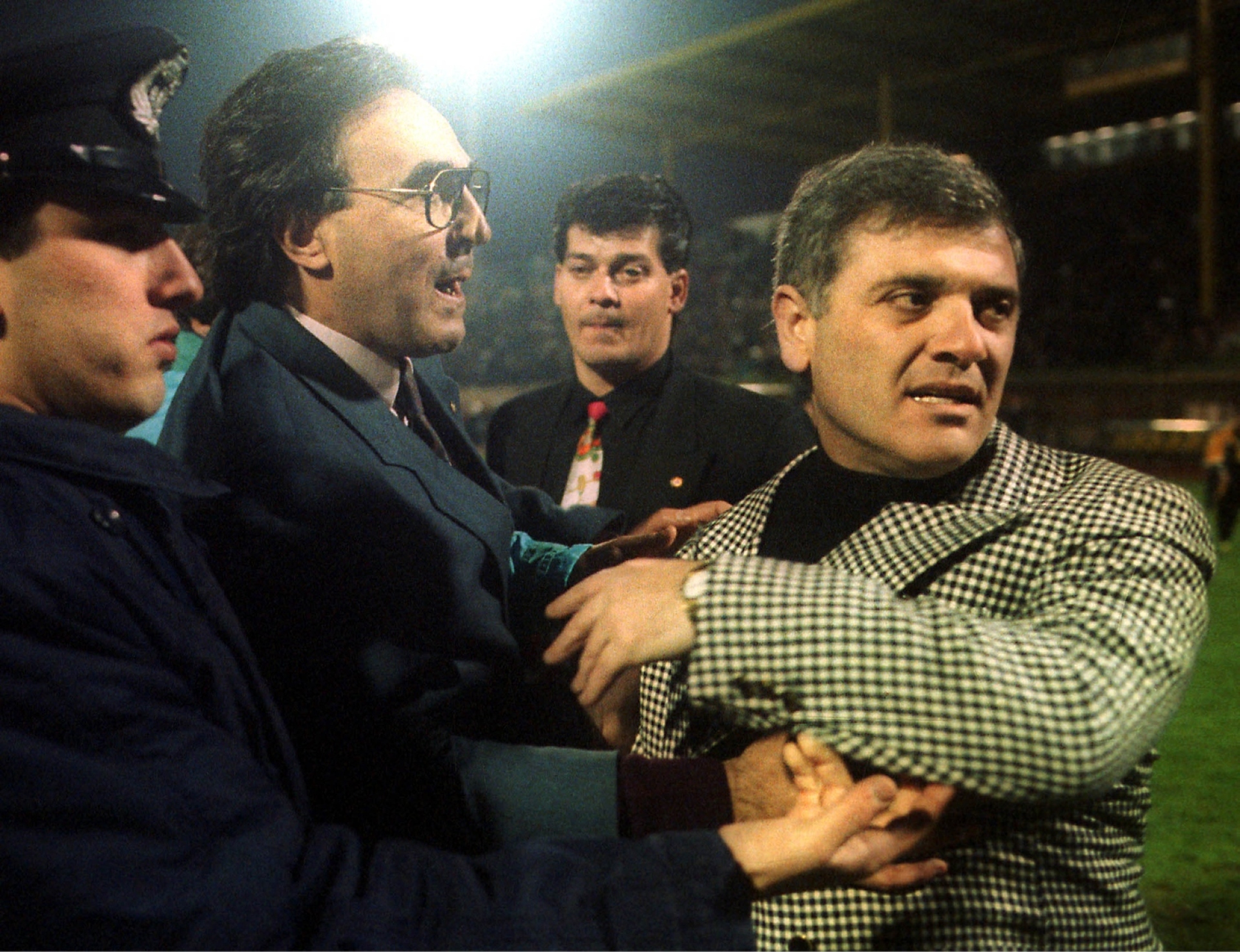 Μελισσανίδης: Δωρικός, νέτος, σκέτος