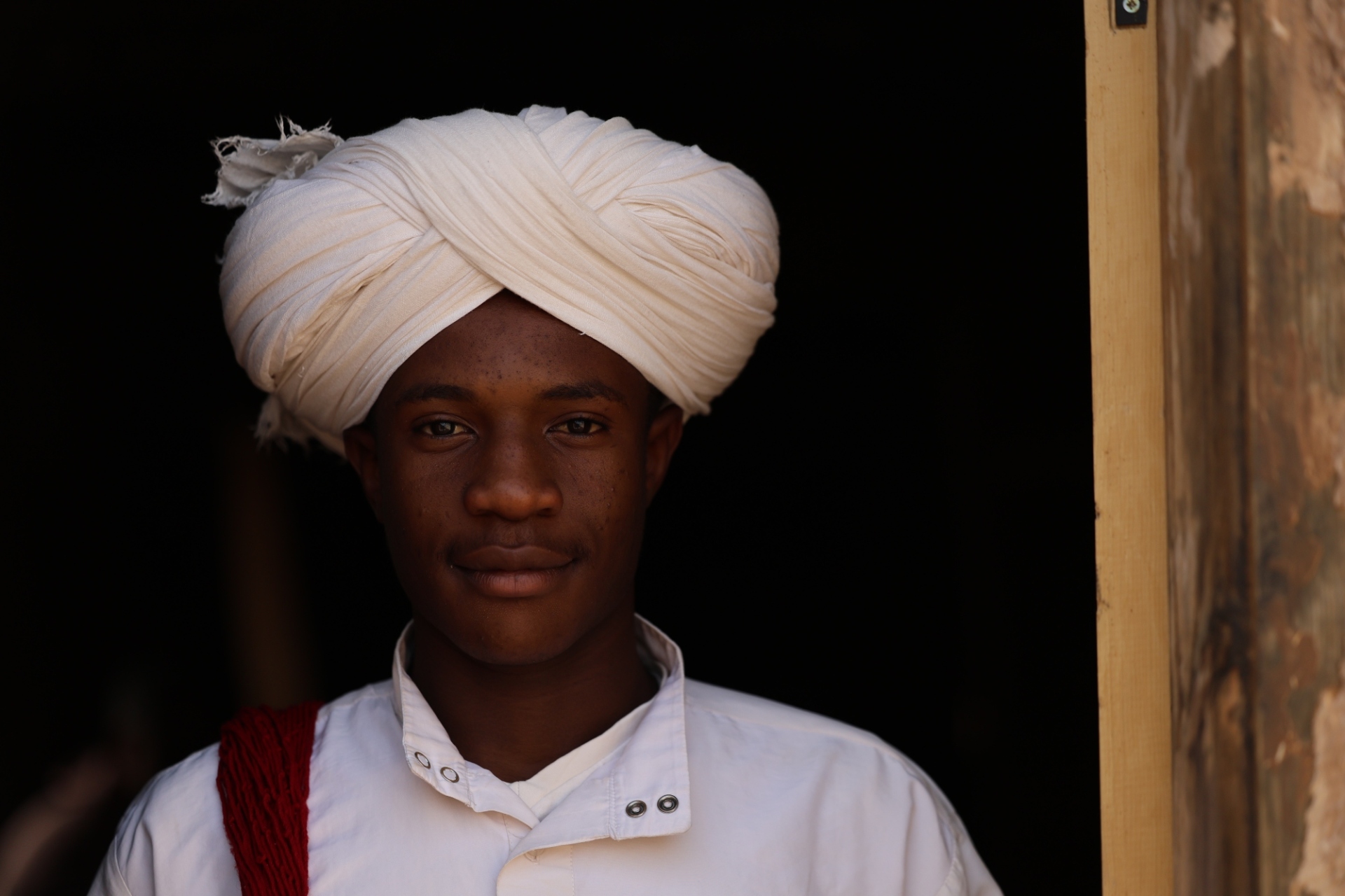 Ο Rifa, νεαρός κάτοικος της Khamlia