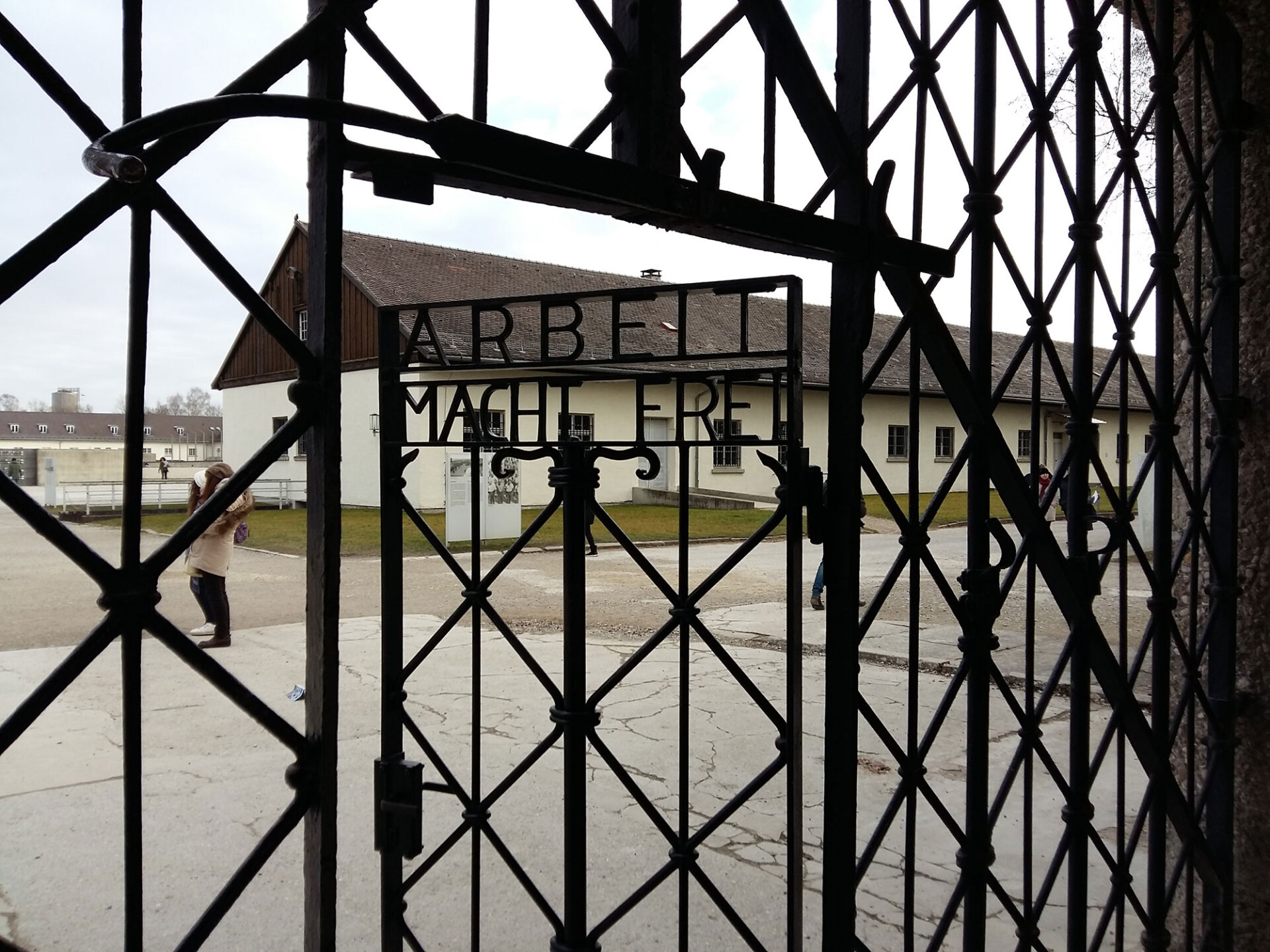 Η είσοδος του Νταχάου