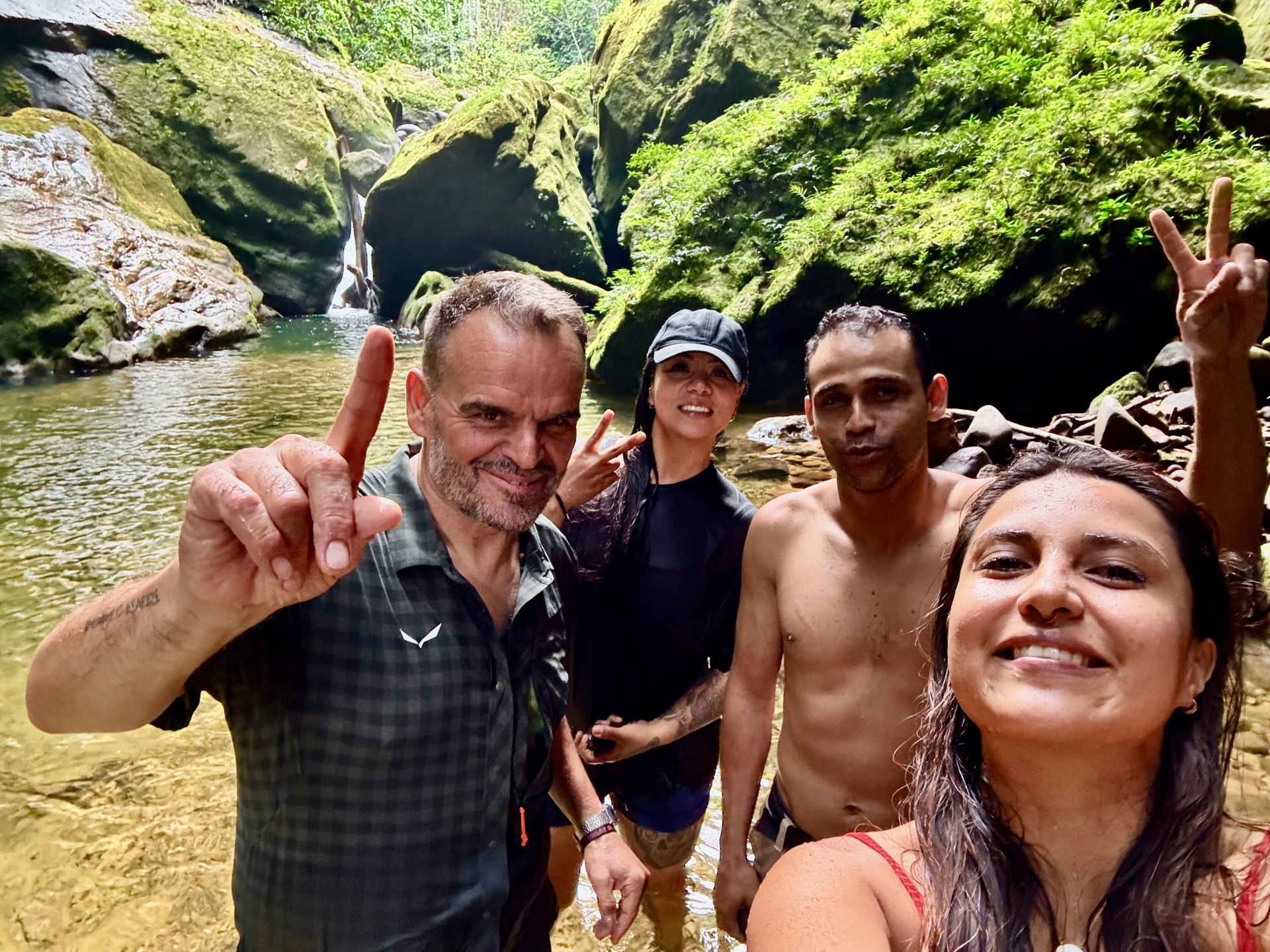 Κολομβία: Από την κόκα στο κακάο – Το οδοιπορικό του Γιώργου Ζαρζώνη