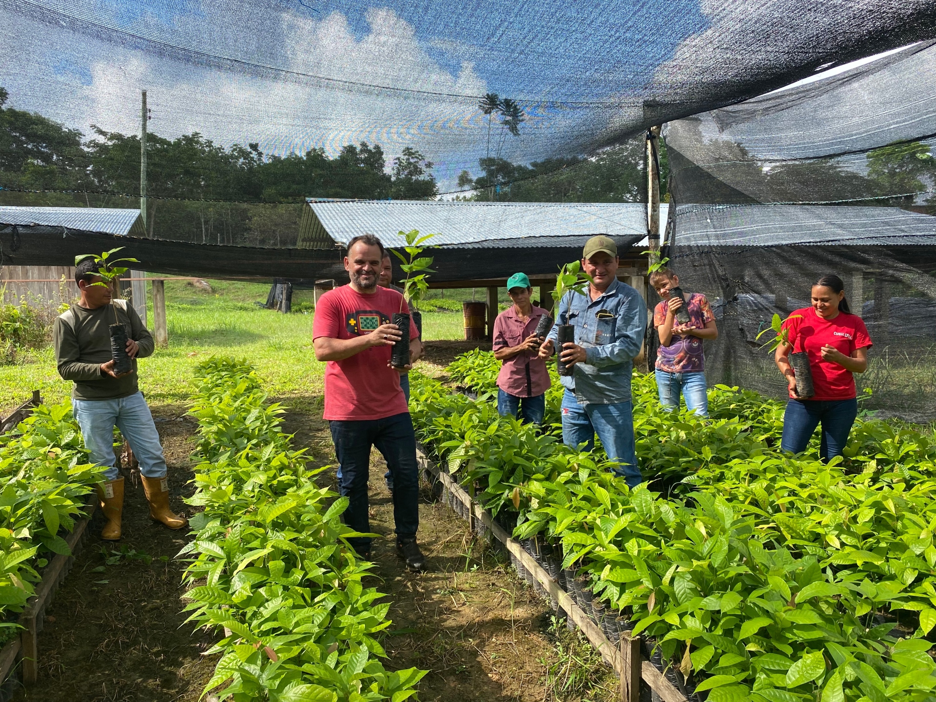 Κολομβία: Από την κόκα στο κακάο – Το οδοιπορικό του Γιώργου Ζαρζώνη