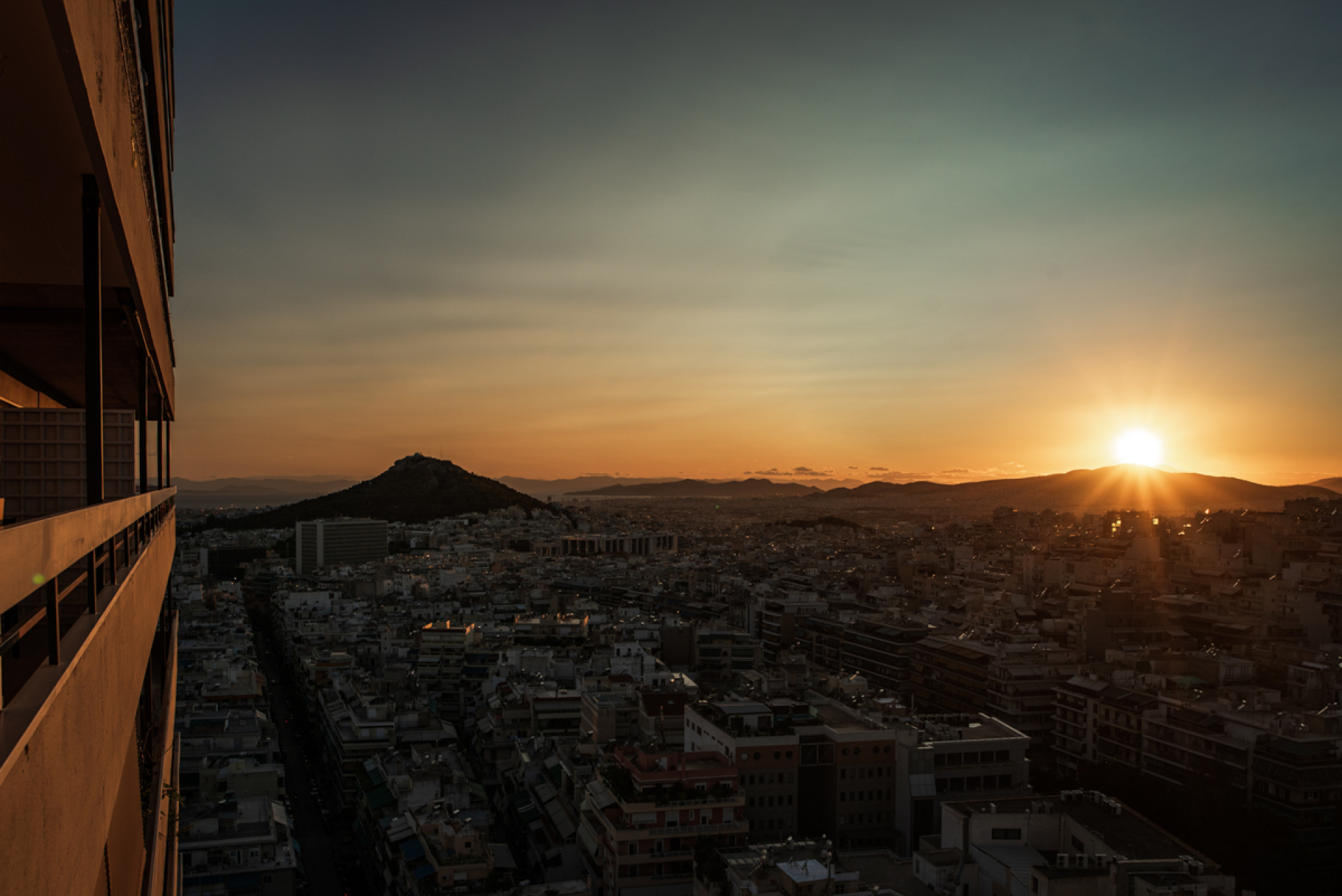 Apeiron Studio: Σεμινάρια φωτογραφίας από τον Θανάση Καρατζά