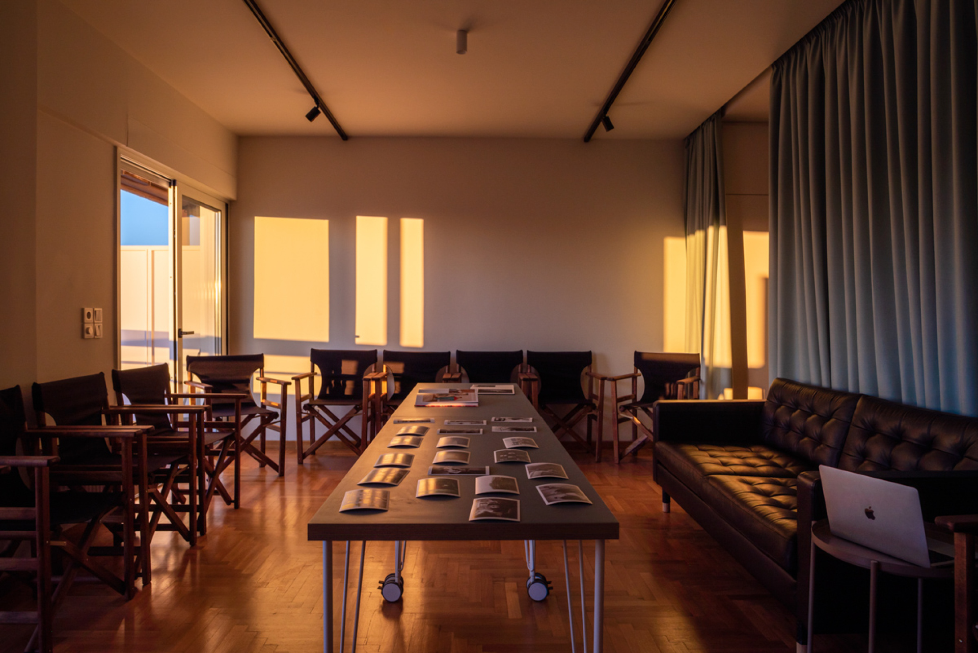 Apeiron Studio: Σεμινάρια φωτογραφίας από τον Θανάση Καρατζά