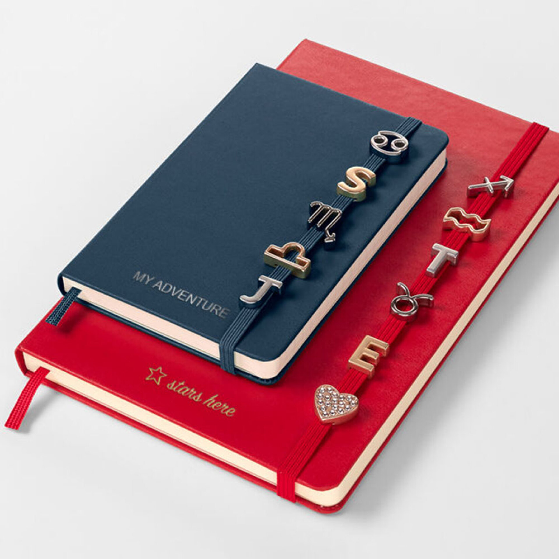 Γράμματα και σύμβολα για τα σημειωματάρια Moleskine