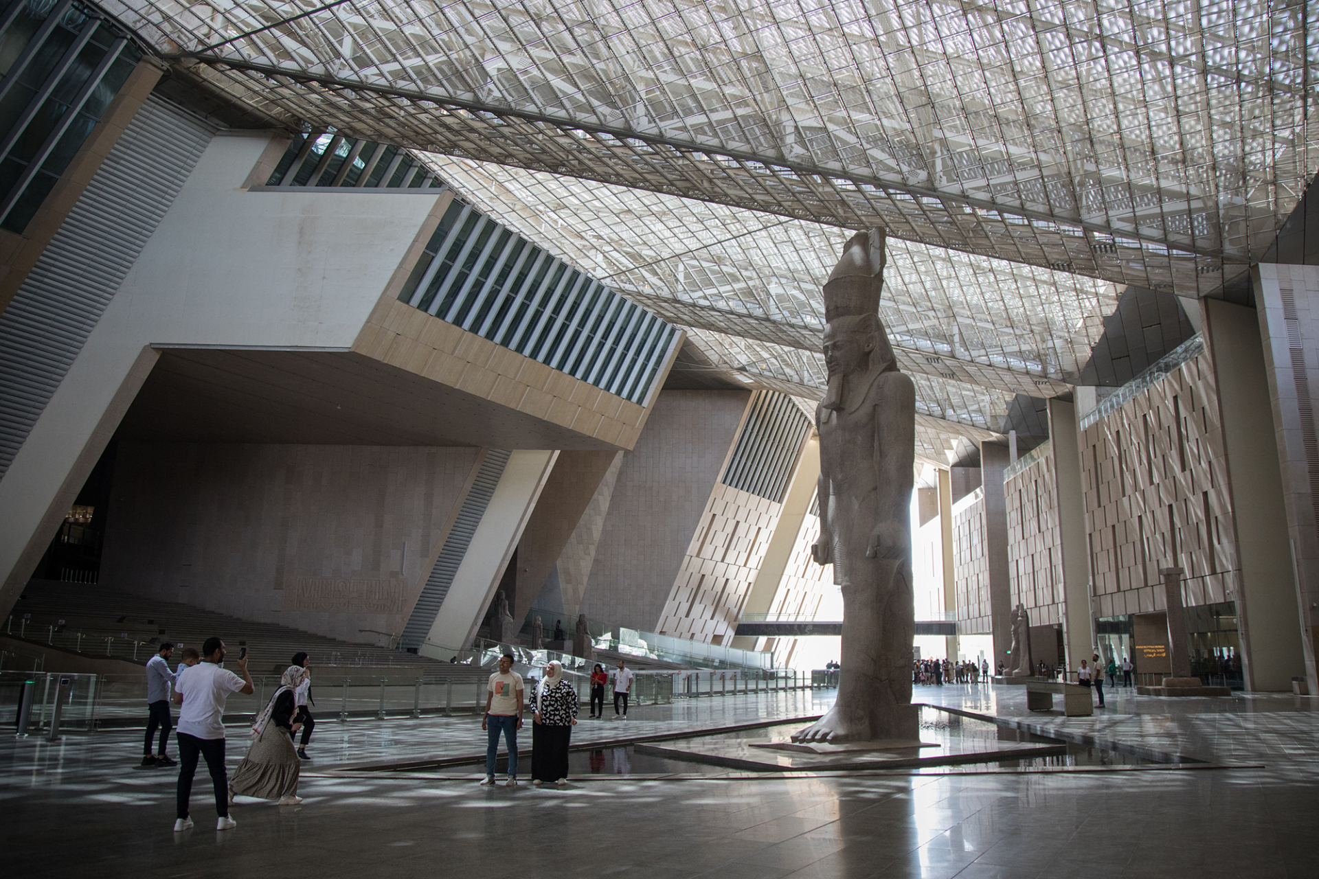 Άγαλμα του Φαραώ Ραμσή Β' στο Μεγάλο Αιγυπτιακό Μουσείο (GEM) © Fadel Dawod/Getty Images