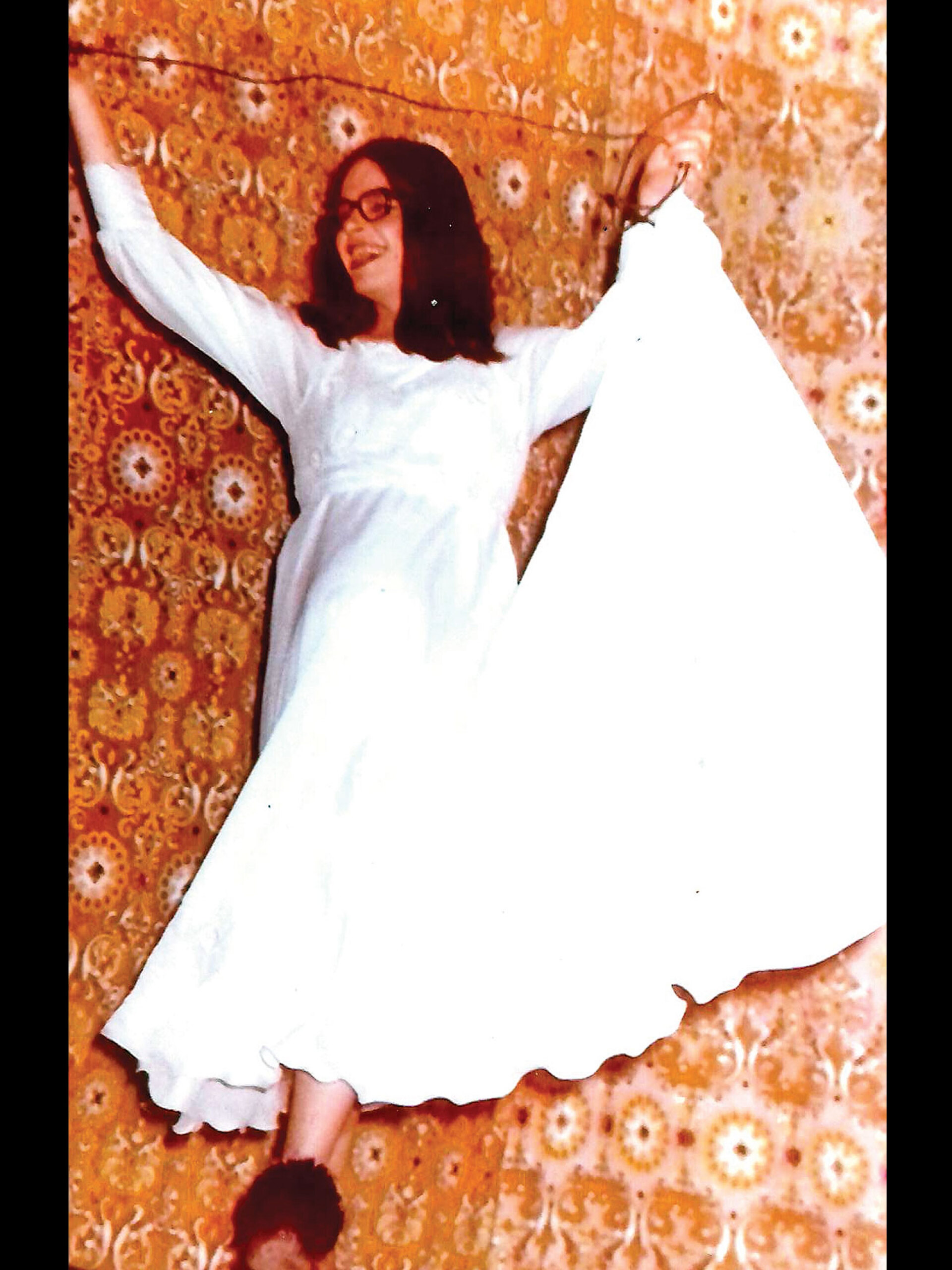 O Δημήτρης Σαραβάνος ως Νάνα Μούσχουρη, σε μια φοβερή παρωδία που δημιουργούσε ντελίριο γέλιου και ενθουσιασμού