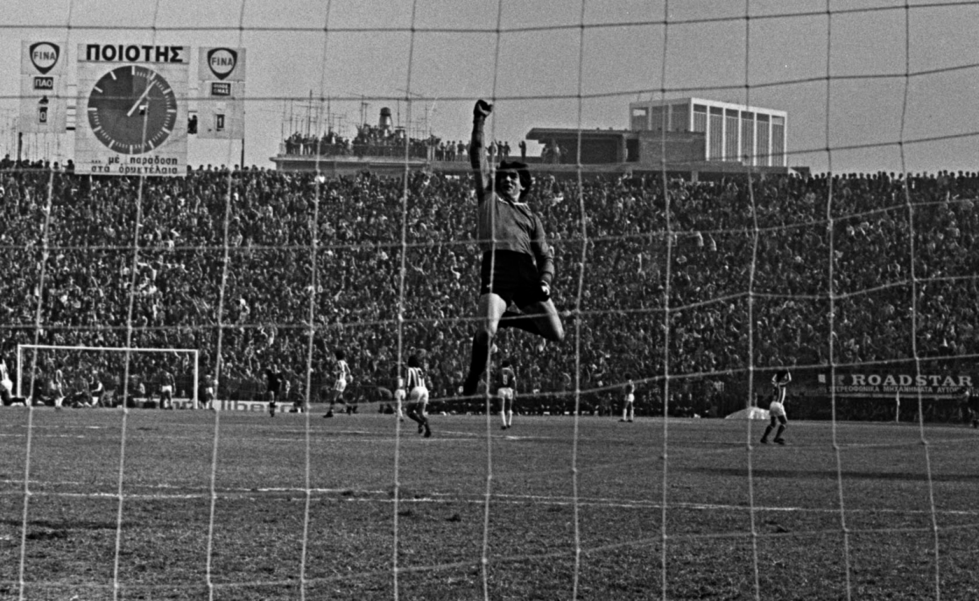 Νίκος Σαργκάνης: Η αέναη πτήση του Φάντομ