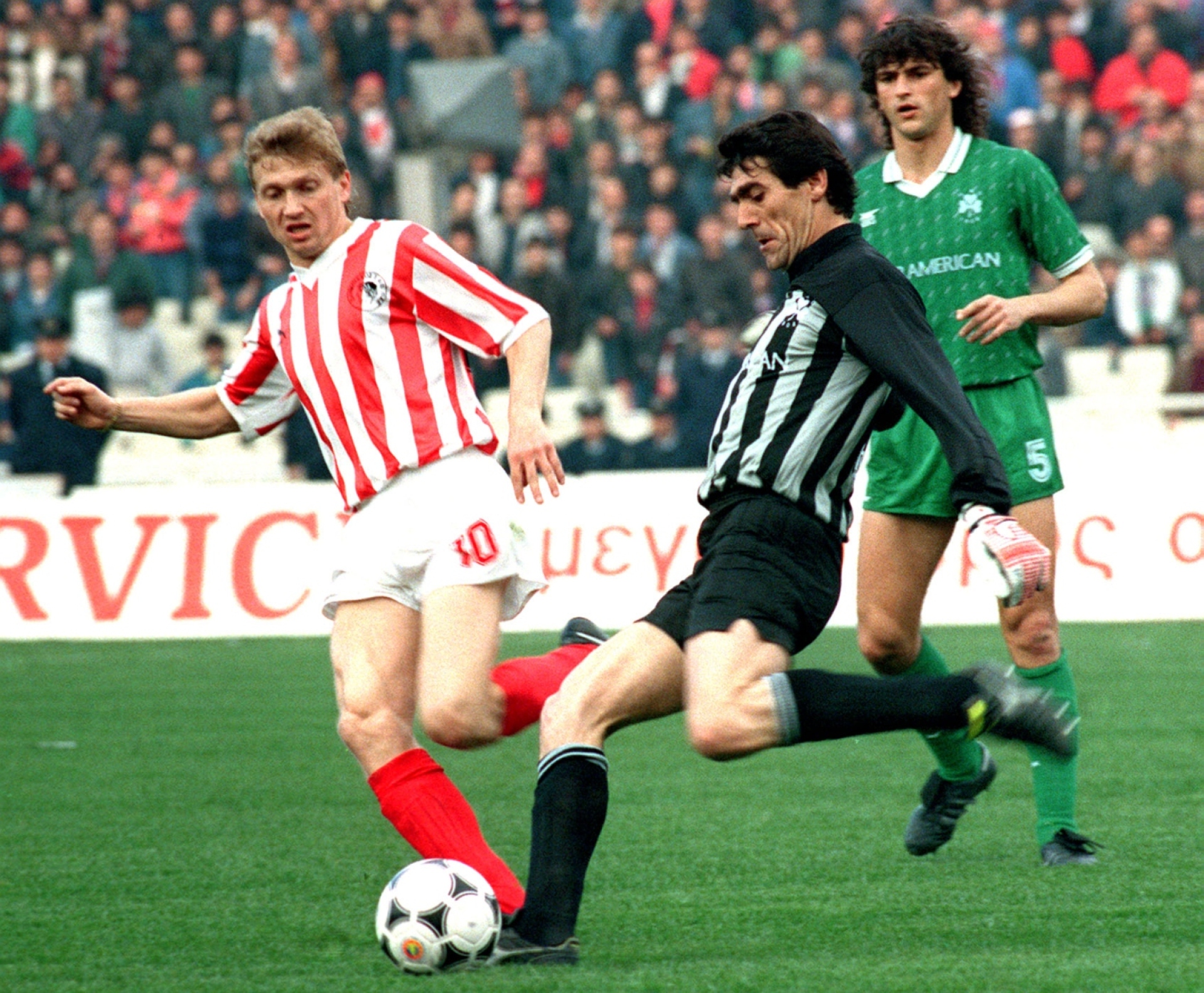 Νίκος Σαργκάνης: Η αέναη πτήση του Φάντομ