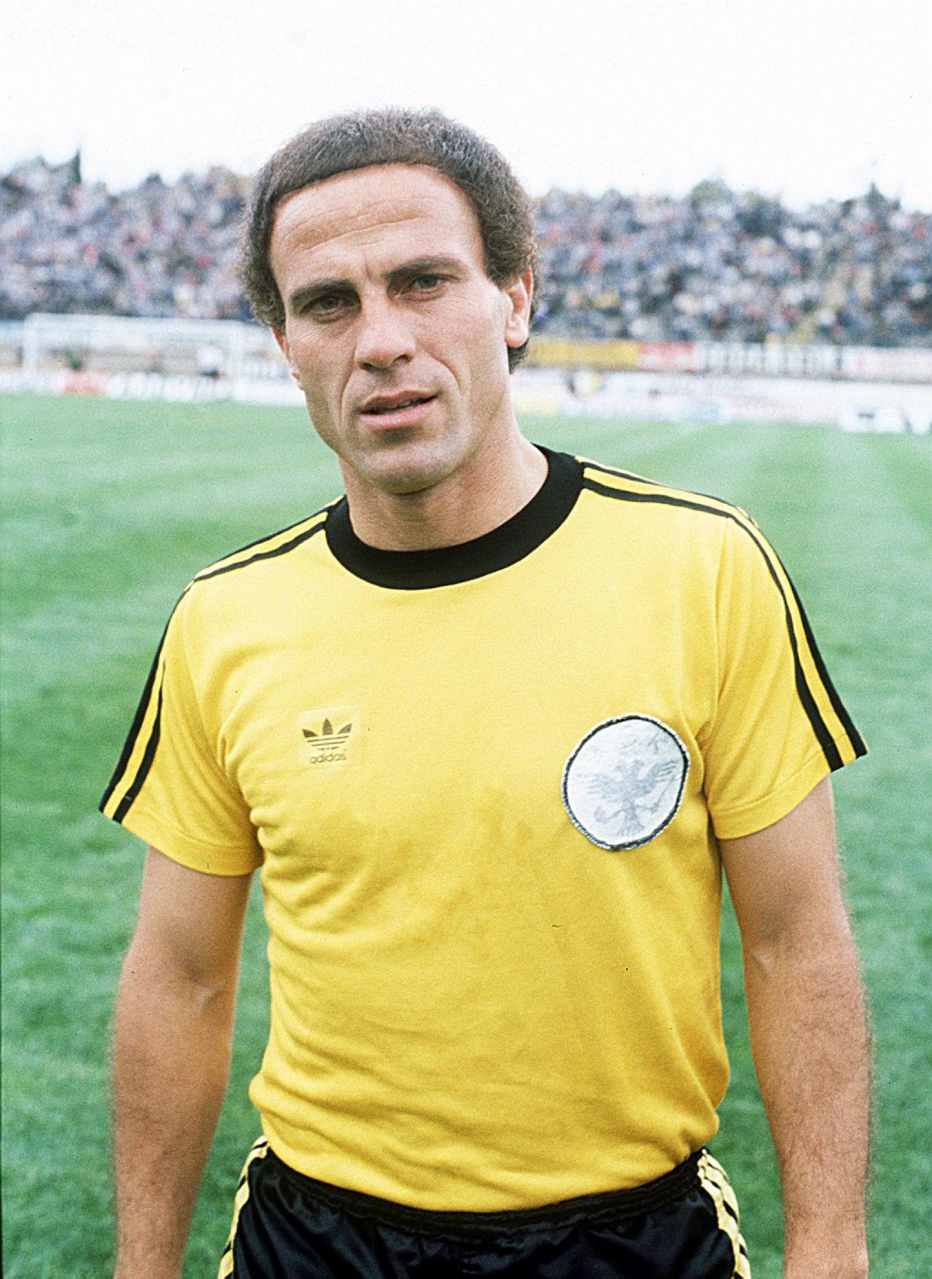 Μίμης Δομάζος: Ο Στρατηγός του ελληνικού ποδοσφαίρου δεν είναι πια εδώ