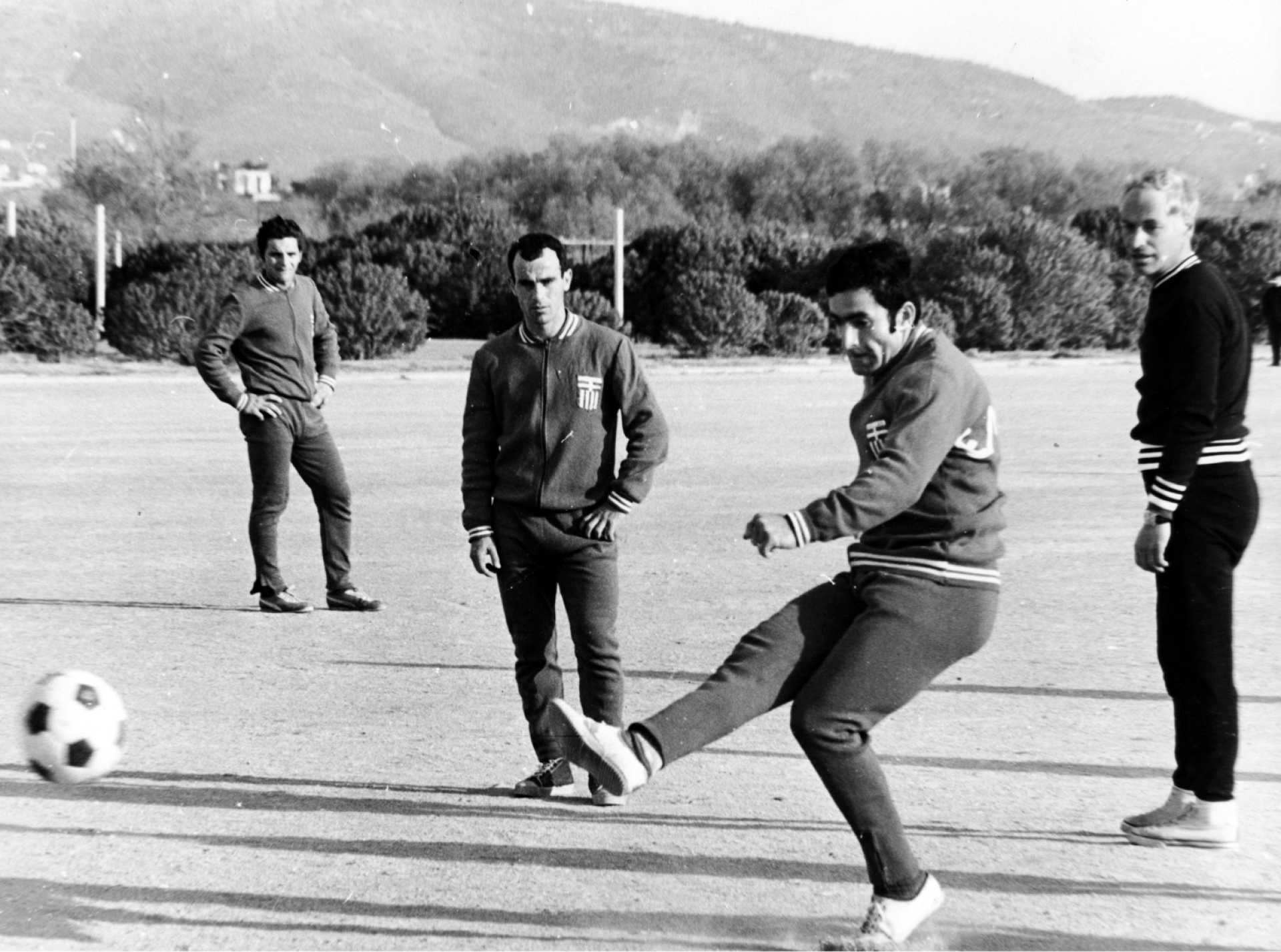 Μίμης Δομάζος: Ο Στρατηγός του ελληνικού ποδοσφαίρου δεν είναι πια εδώ