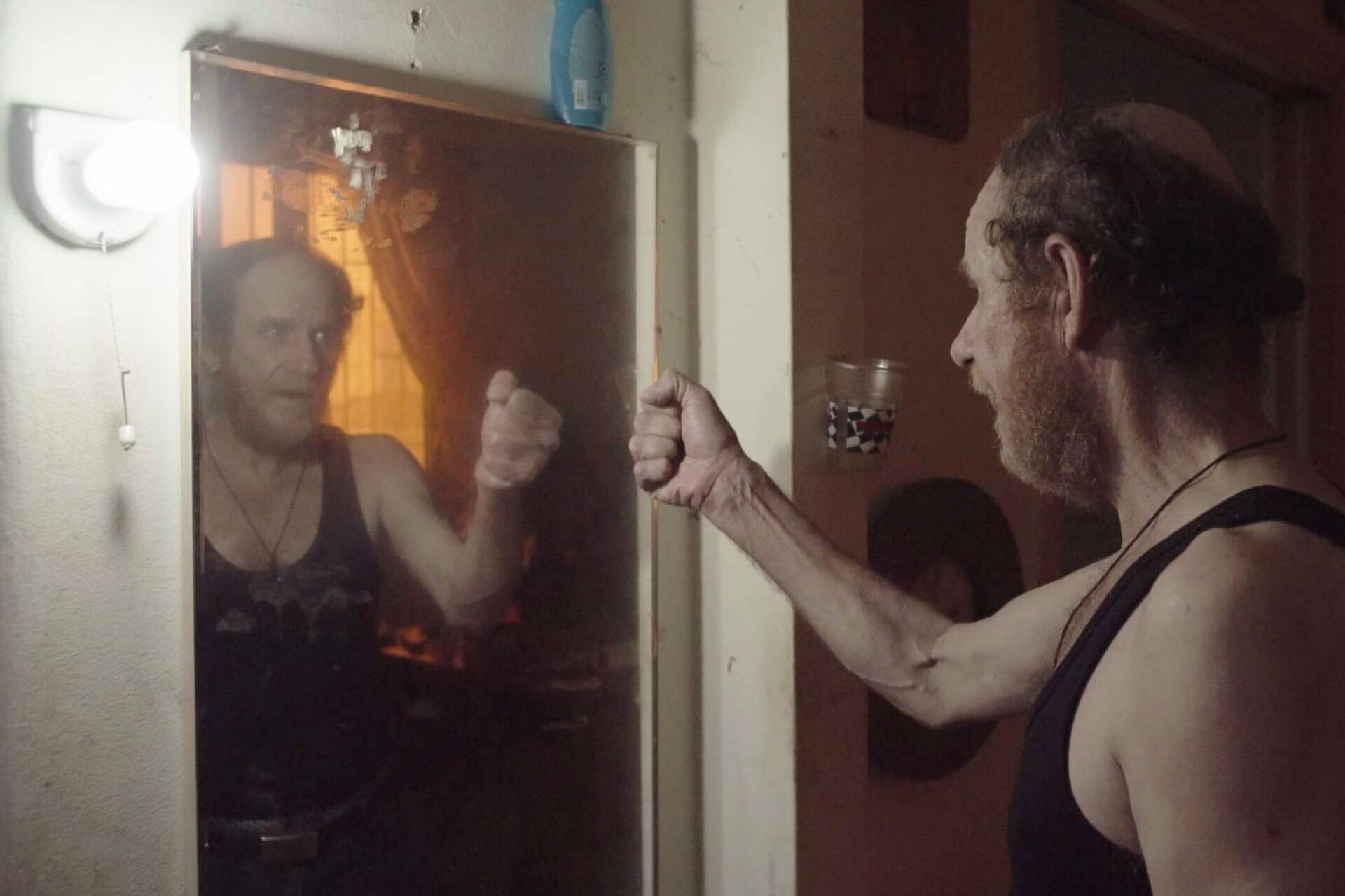  «Σχέδιο θανάτου για έναν σκύλο και έναν άντρα» του Χρήστου Καρακέπελη