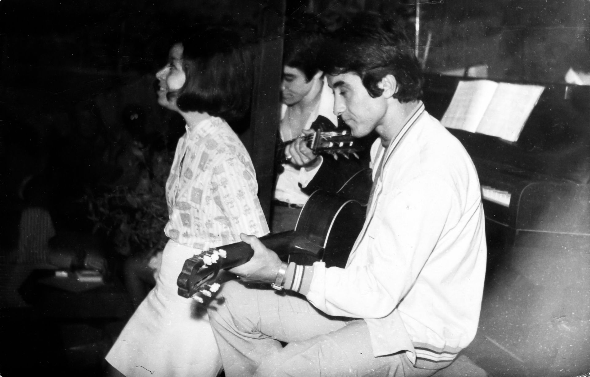 Μαίρη Δαλάκου: Μια μεγάλη εξομολόγηση της ερμηνεύτριας στην Athens Voice για τα 60 και πλέον χρόνια διαδρομής της