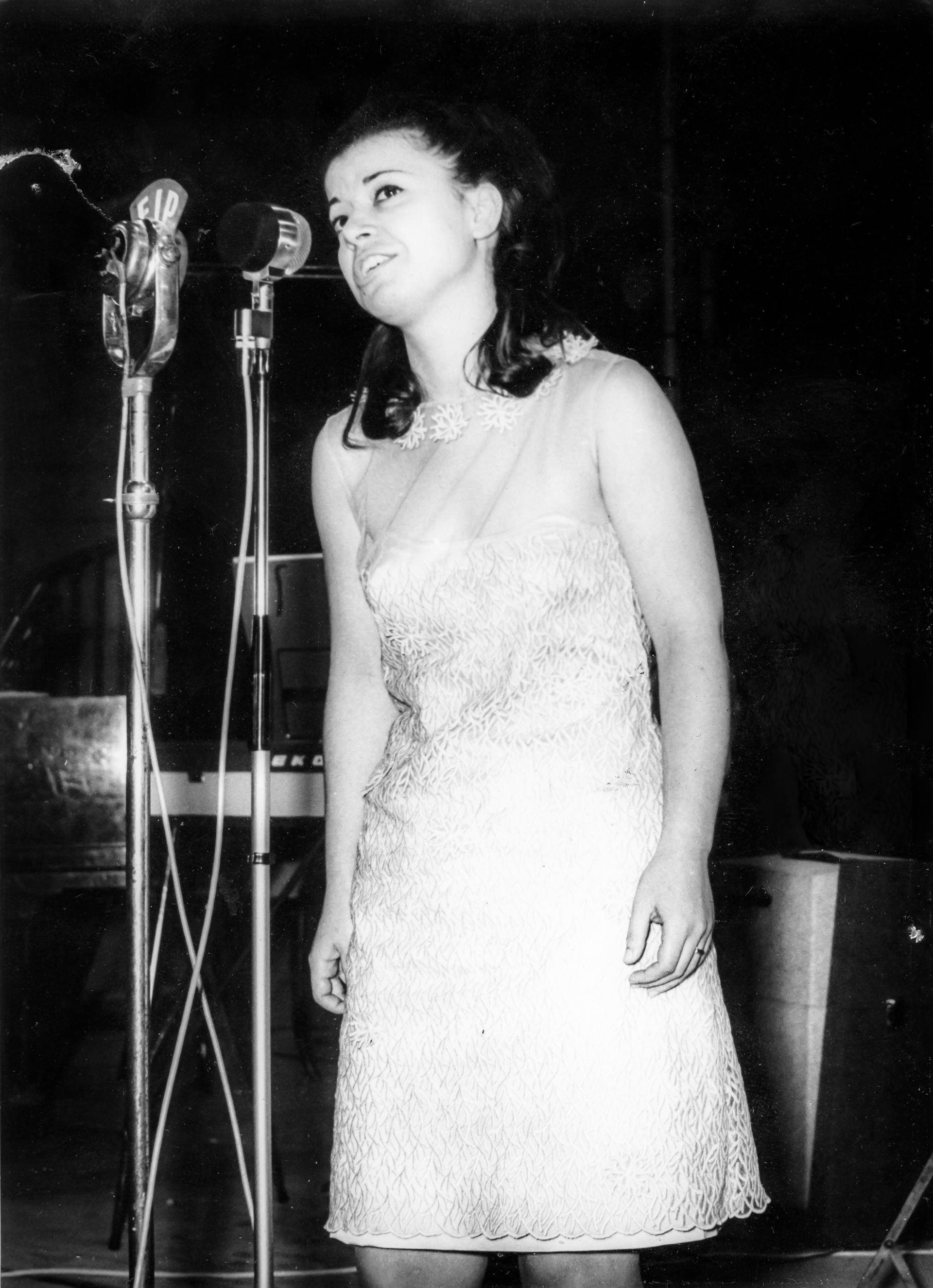 Μαίρη Δαλάκου: Μια μεγάλη εξομολόγηση της ερμηνεύτριας στην Athens Voice για τα 60 και πλέον χρόνια διαδρομής της