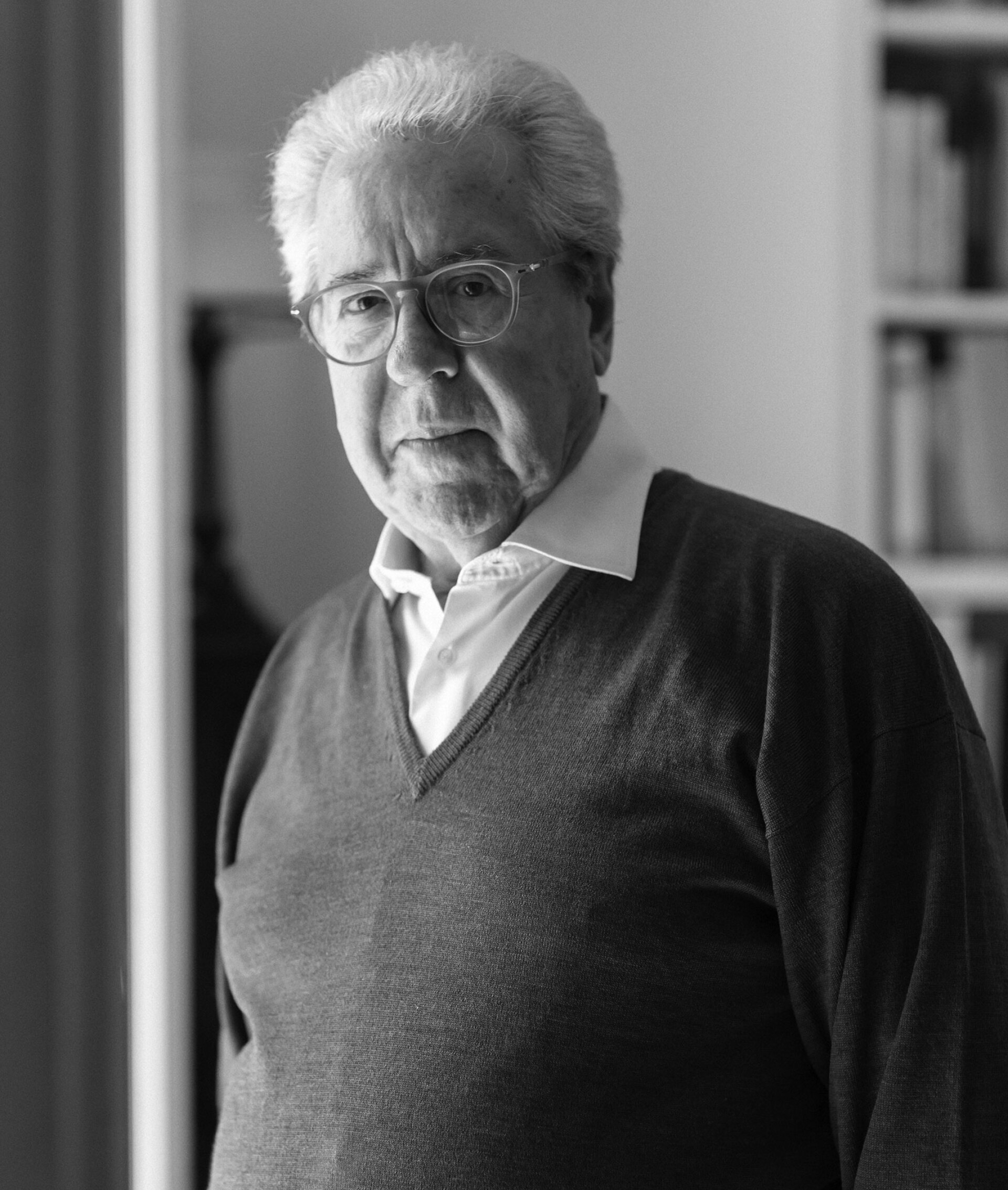 Γιάννης Βούλγαρης: Ο ομότιμος καθηγητής Πολιτικής Κοινωνιολογίας μιλάει στην Athens Voice