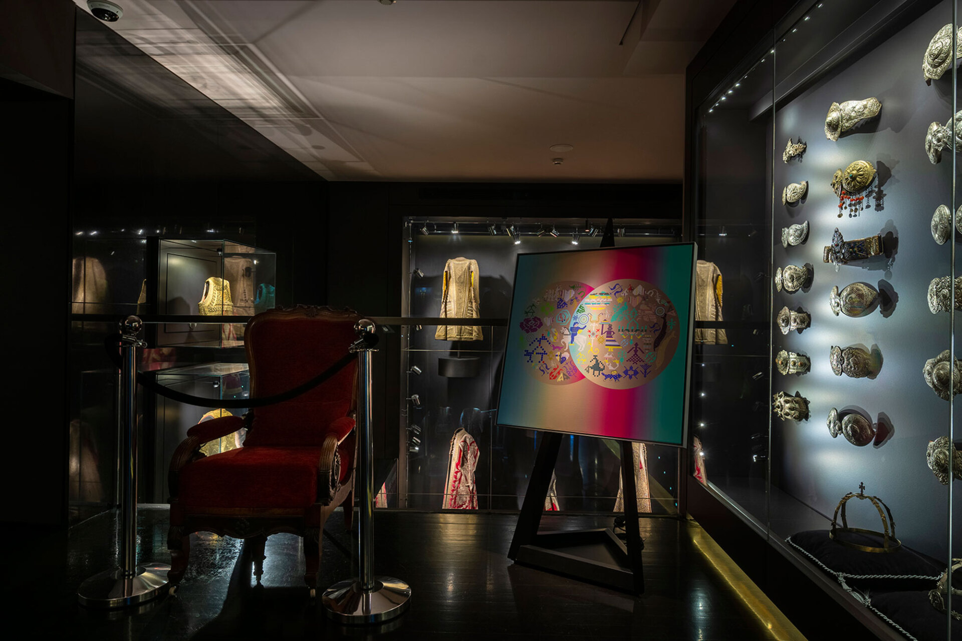 «Remembering the Future: Uncutting Cords» στον χώρο Συλλογή Ελληνικών Ενδυμασιών «Βικτωρία Γ. Καρέλια»