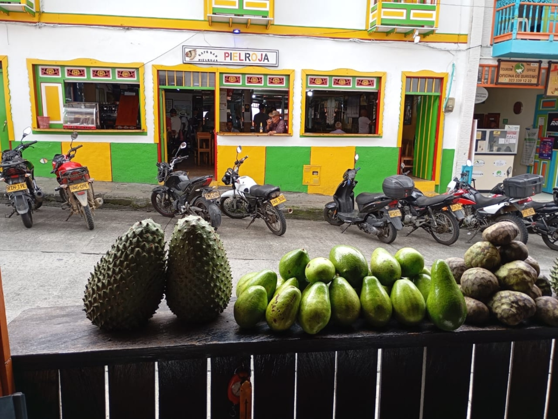 Κολομβία 2: Μεδεγίν και νοτιότερα