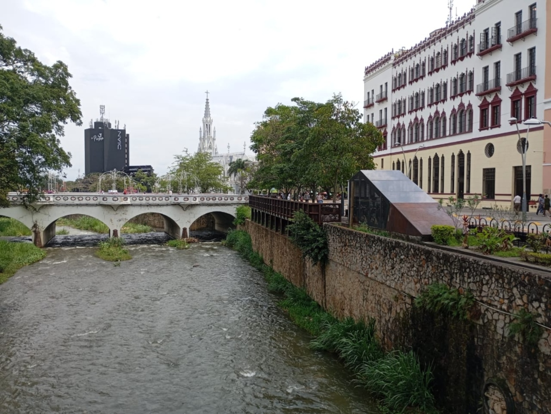 Κολομβία 2: Μεδεγίν και νοτιότερα