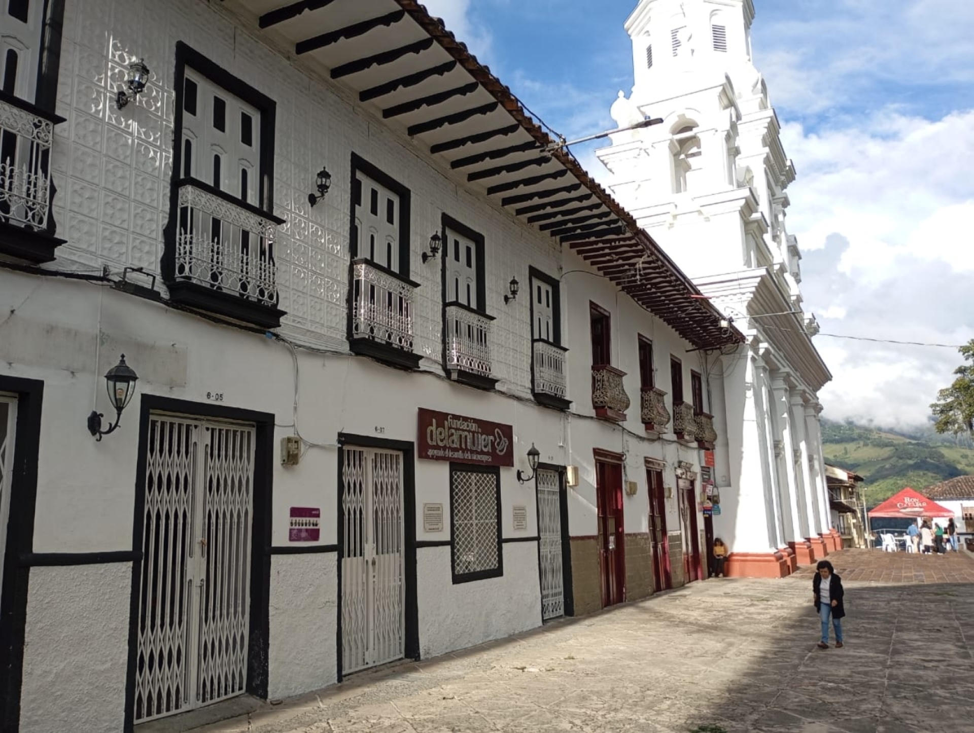 Κολομβία 2: Μεδεγίν και νοτιότερα