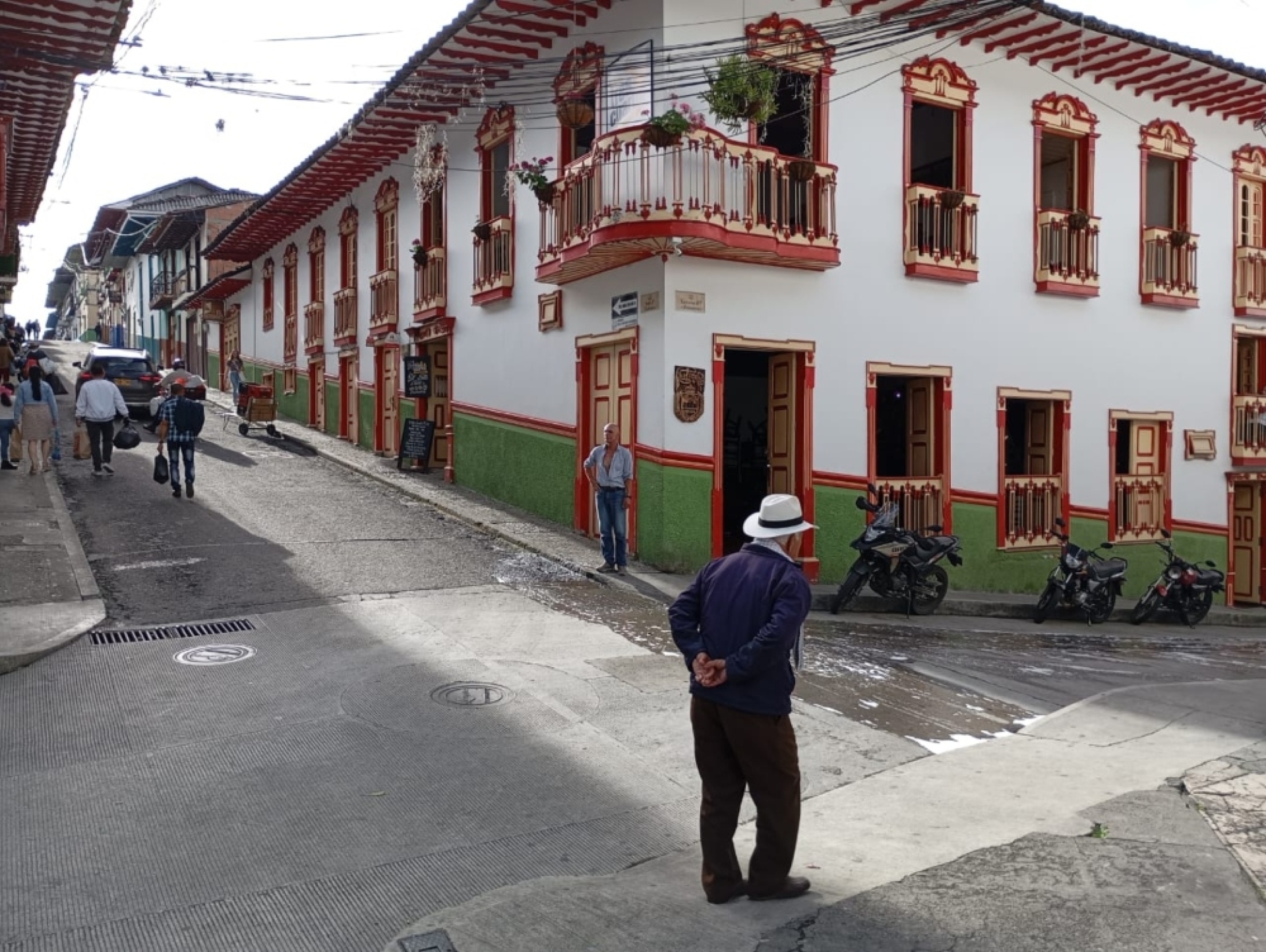 Κολομβία 2: Μεδεγίν και νοτιότερα