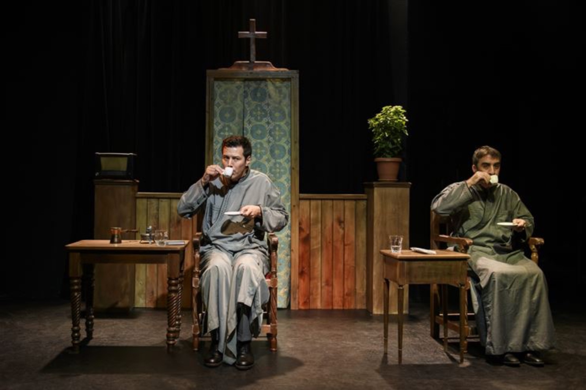 «Ήλιος με δόντια» δραματοποιημένο από την Νεφέλη Μαϊστράλη © Σ. Μπιρμπίλης