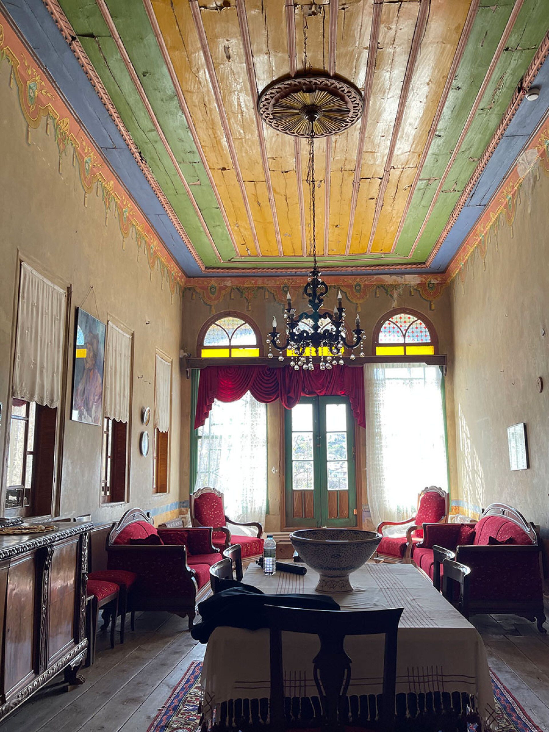 Το σαλόνι του Old Greek House, στη Σινασό της Καππαδοκίας, που σήμερα λειτουργεί σαν ξενοδοχείο