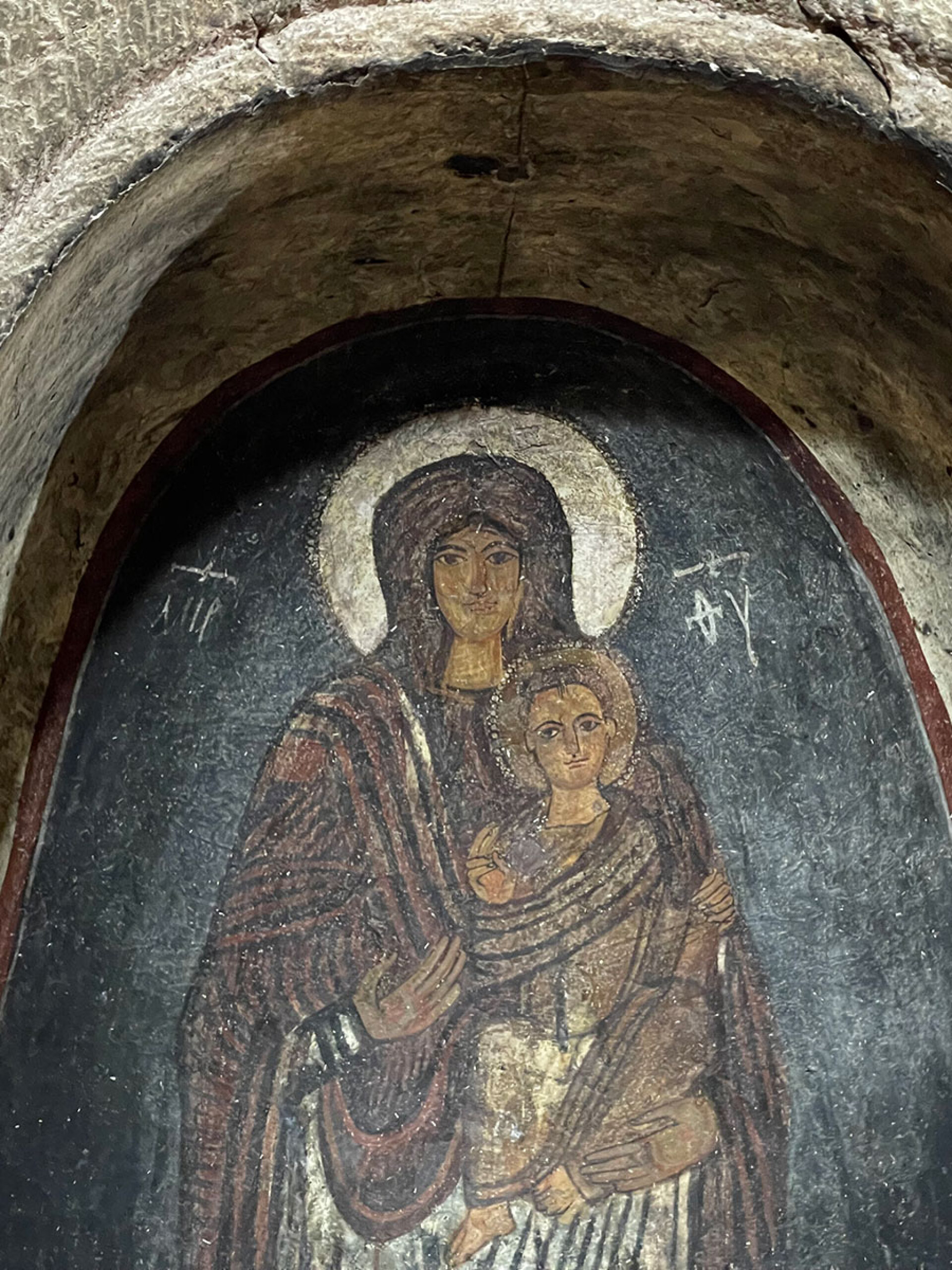 Η χαμογελαστή Παναγία, μια σπάνια εικόνα