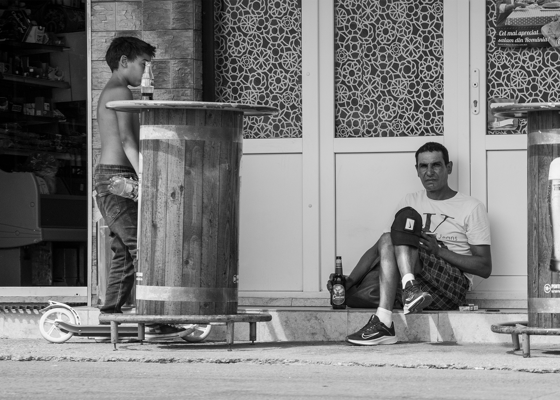 Σοφοκλής Νικολής: Συνέντευξη για την έκθεση φωτογραφίας «City Survival» που παρουσιάζεται στη Θεσσαλονίκη, στην Εφημερίδα SKG, από τις 14 έως τις 21 Ιουνίου.