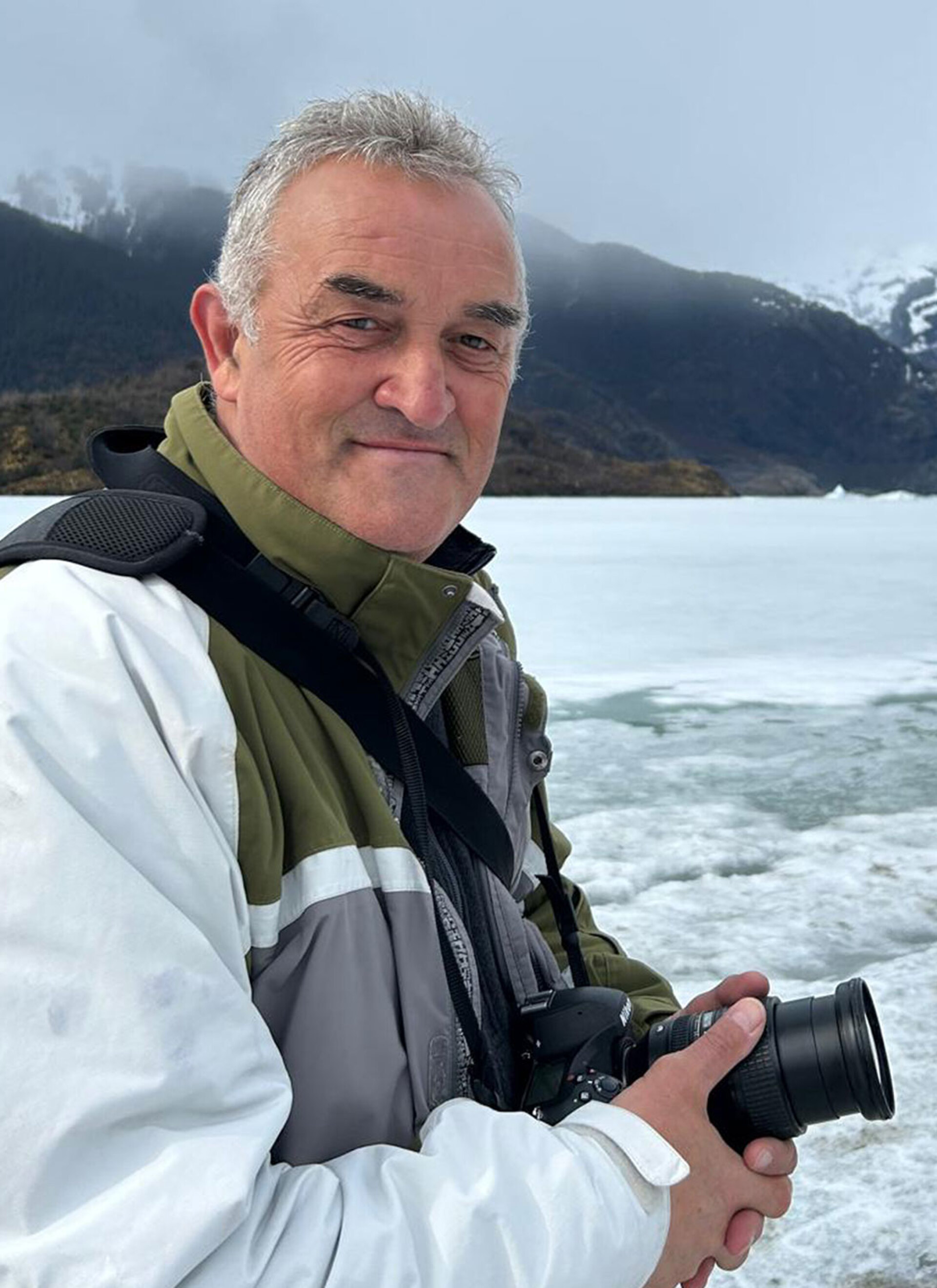 Ο φωτογράφος Giles Norman: Συνέντευξη με τον καλλιτέχνη πίσω από τις ασπρόμαυρες εικόνες της Ιρλανδίας