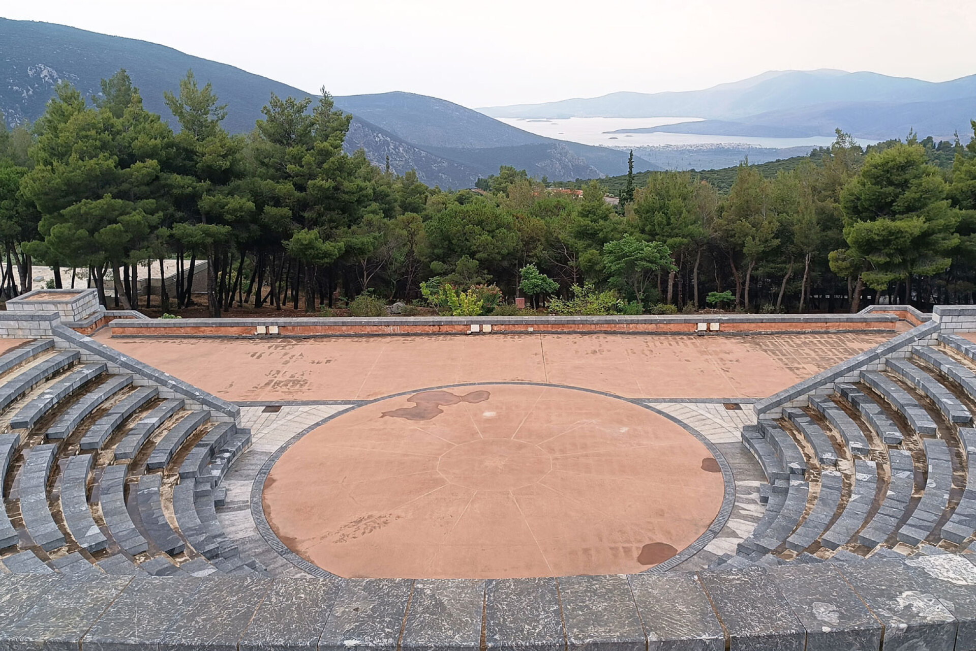 Υπαίθριο θέατρο Φρύνιχος του Ε.Π.Κε.Δ.