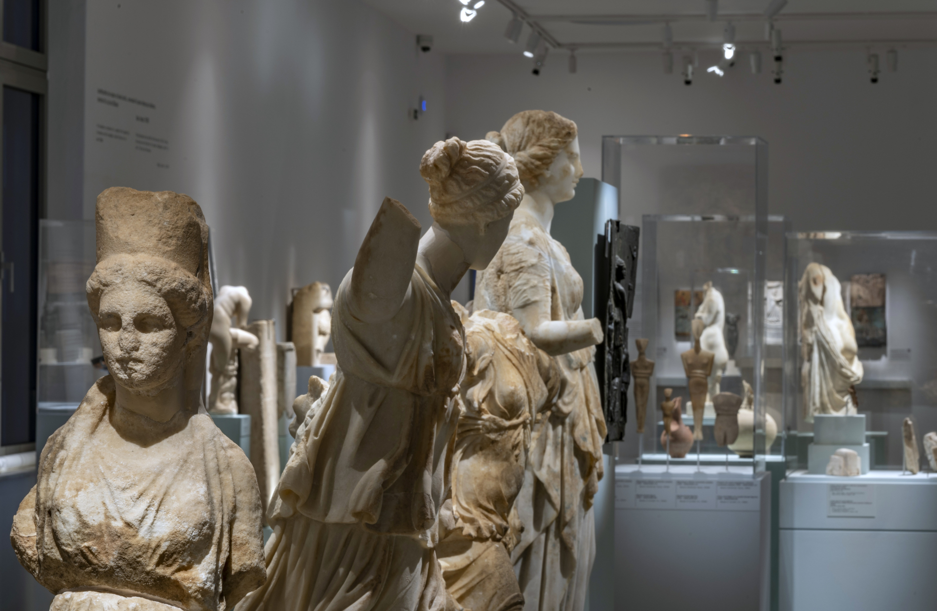 «Κυκλαδίτισσες: Άγνωστες ιστορίες γυναικών των Κυκλάδων»