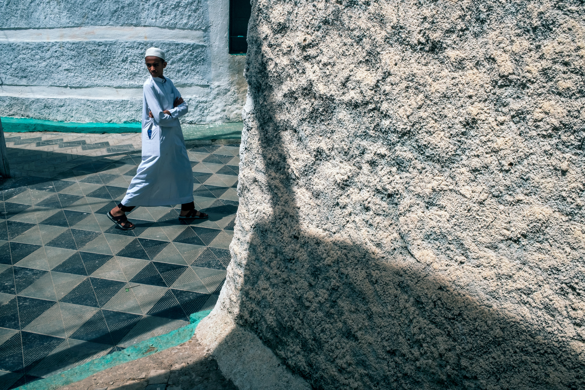 Κώστας Δελχάς: Οδοιπορικό στις σκιές και τα χρώματα της ανατολικής Αιθιοπίας