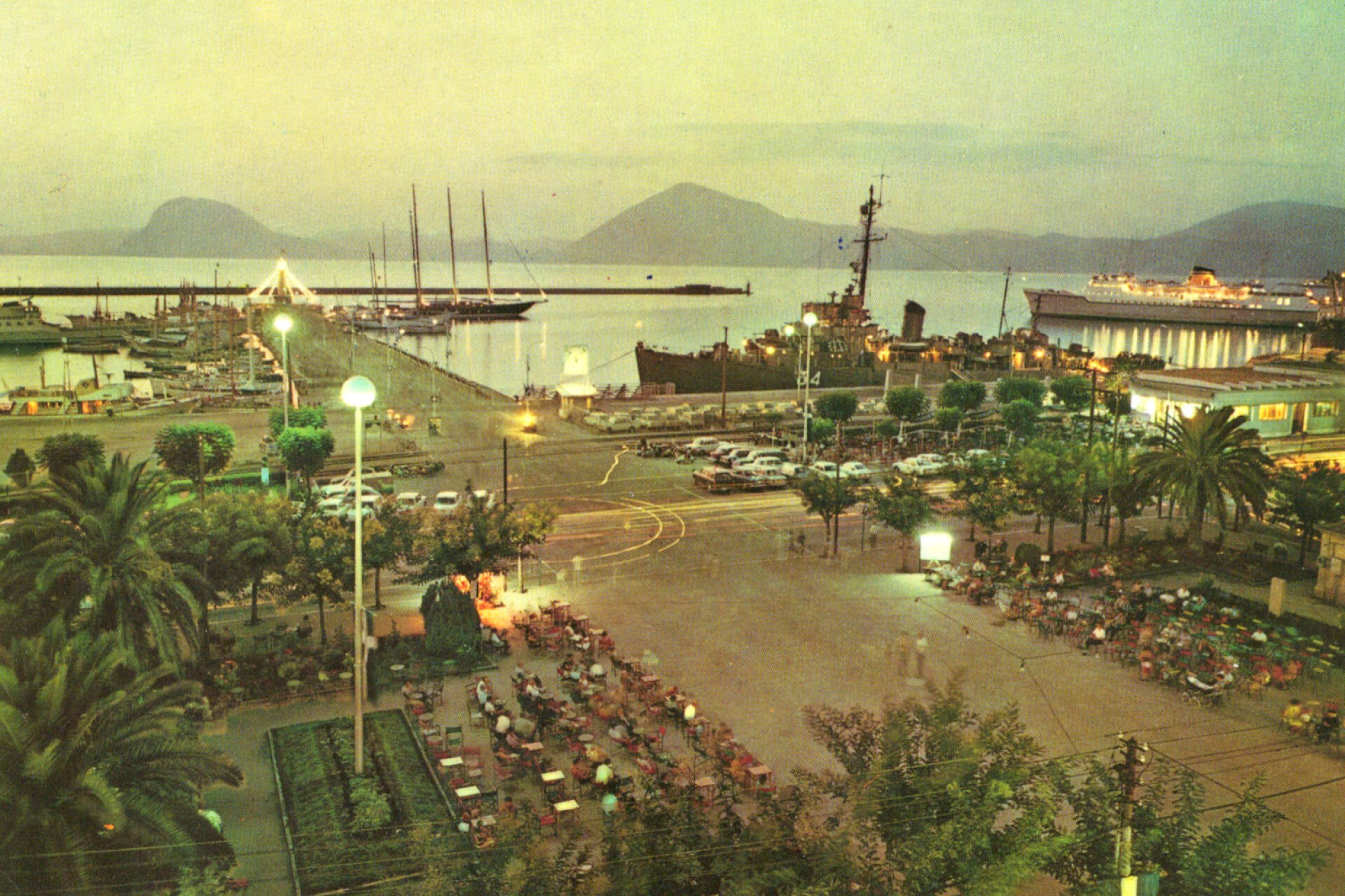 Δειλινό στο λιμάνι της Πάτρας, 1970