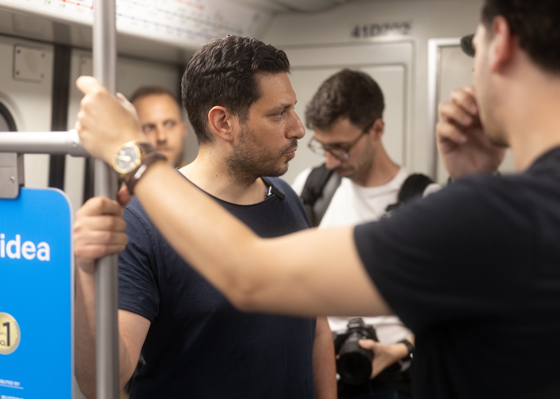 Αθήνα 24: Πώς έζησαν οι κάτοικοι της πρωτεύουσας το ολονύκτιο ωράριο των Μέσων Μαζικής Μεταφοράς