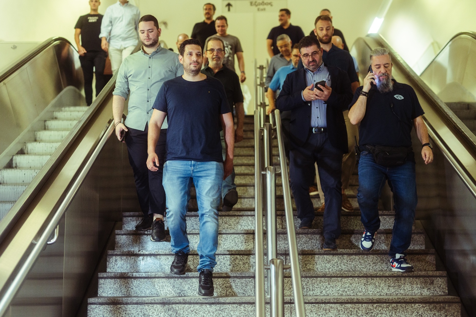 Αθήνα 24: Πώς έζησαν οι κάτοικοι της πρωτεύουσας το ολονύκτιο ωράριο των Μέσων Μαζικής Μεταφοράς