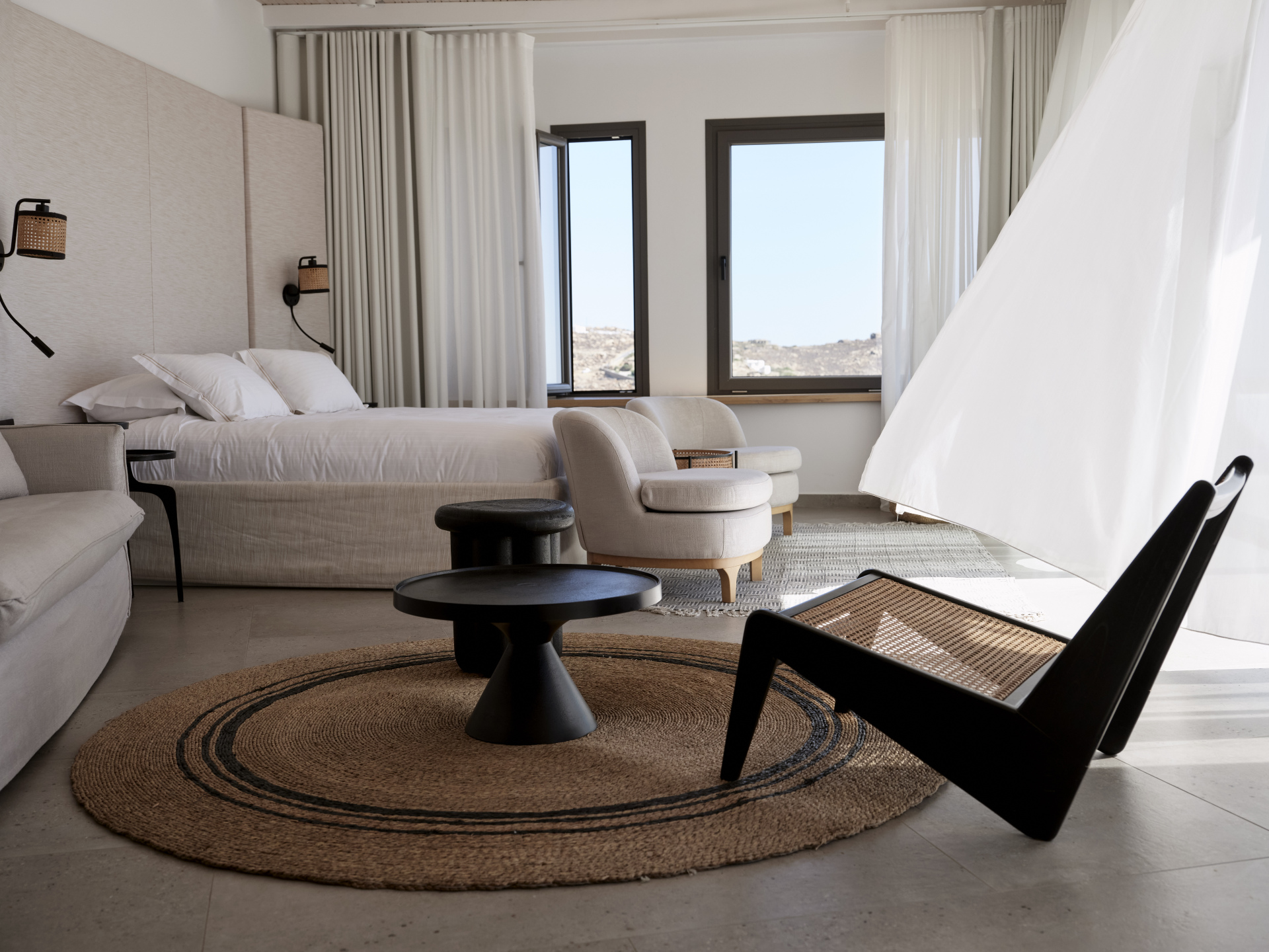 drz_amyth_mykonos_super_paradise_1