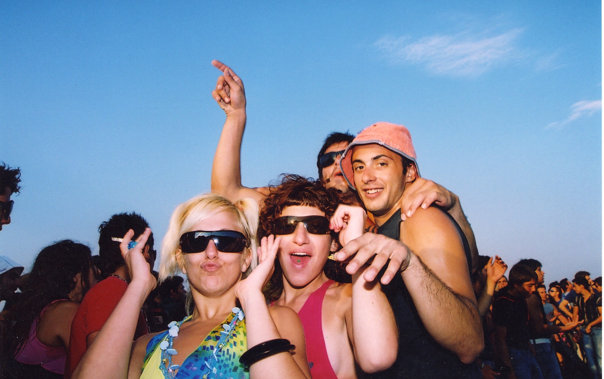 Cavo Paradiso: Τα 30 χρόνια του ιστορικού club της Μυκόνου στο ντοκιμαντέρ του Αντώνη Θεοχάρη Κιούκα