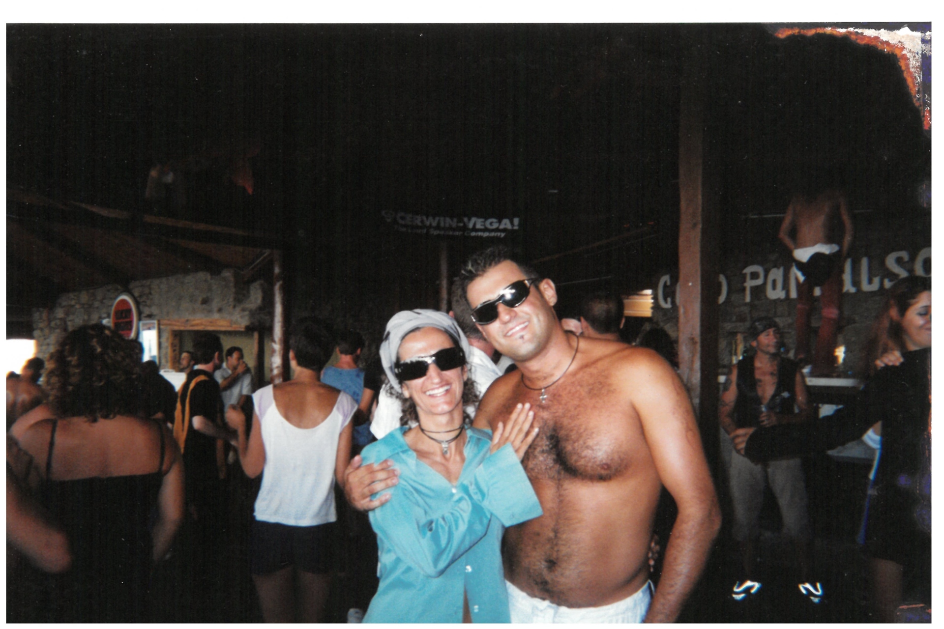 Cavo Paradiso: Τα 30 χρόνια του ιστορικού club της Μυκόνου στο ντοκιμαντέρ του Αντώνη Θεοχάρη Κιούκα