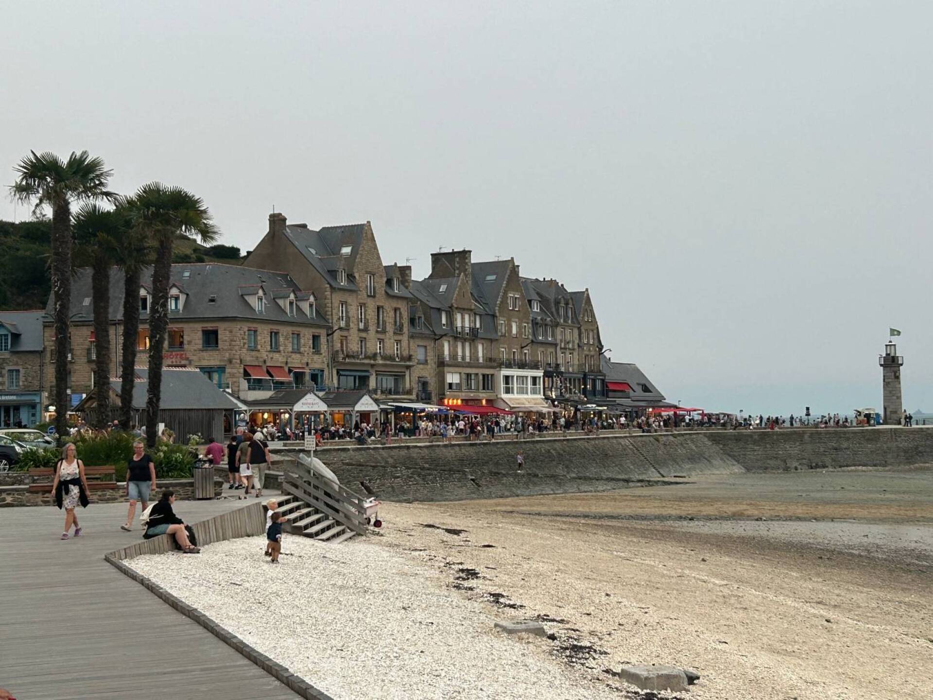 Η παραλία της Κανκάλ