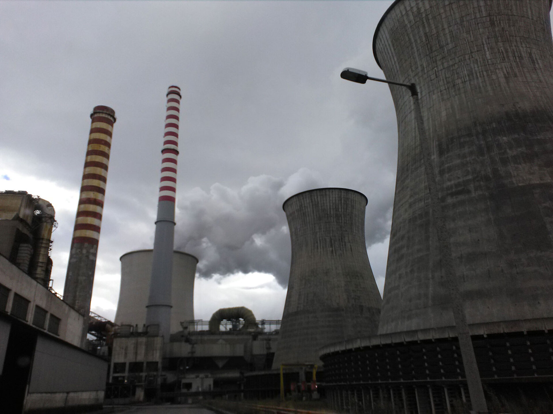 Ο Μελαγχολικός Εργάτης, μια σπουδαία έρευνα του Άρη Ασπρούλη για το βίωμα των μεγάλων αλλαγών