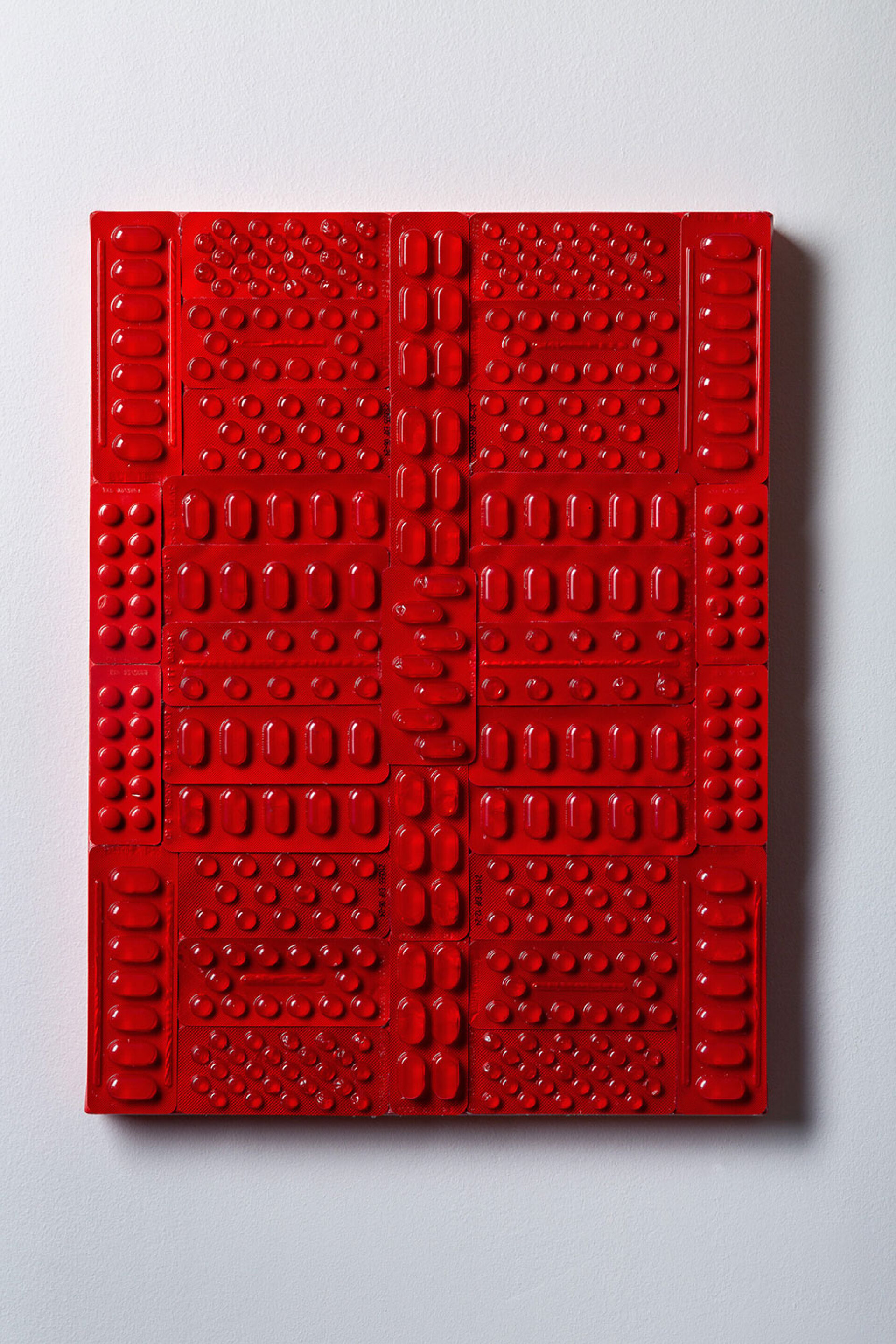 Πέγκυ Κλιάφα, «Armory S., red»