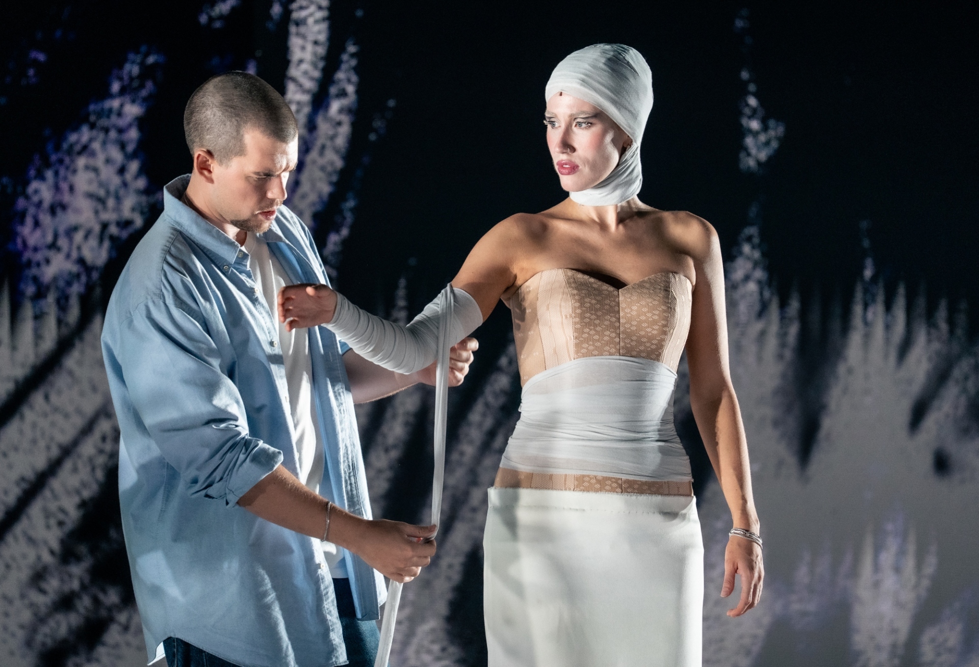 Η παράσταση House of MacQueen 