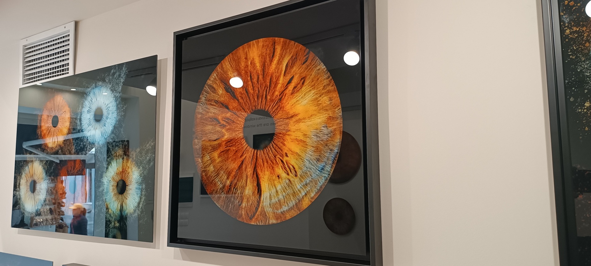 IrisGalerie: Όταν τα μάτια μας μετατρέπονται σε έργα τέχνης