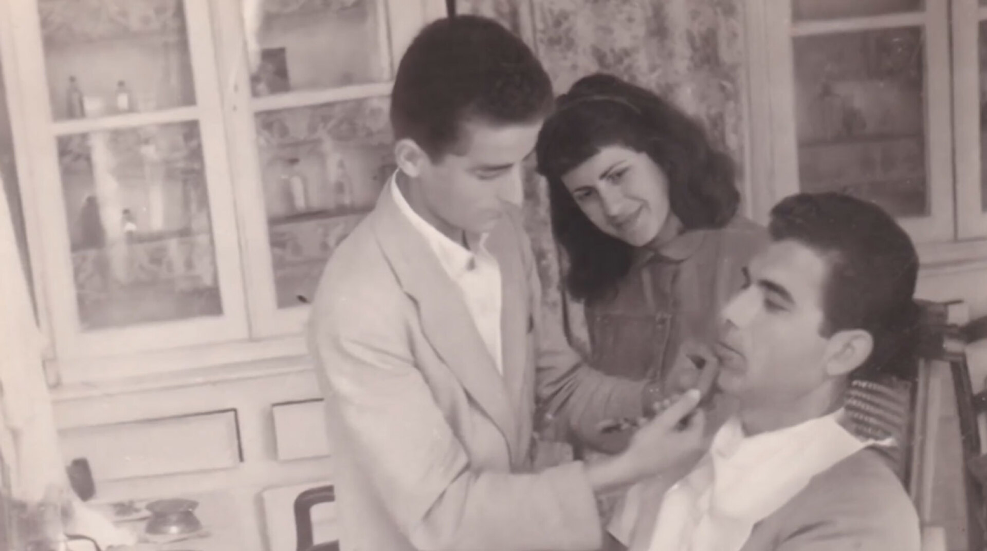 Φώτης Αποστολόπουλος: Ξένος «στα ξένα», ξένος και στην πατρίδα